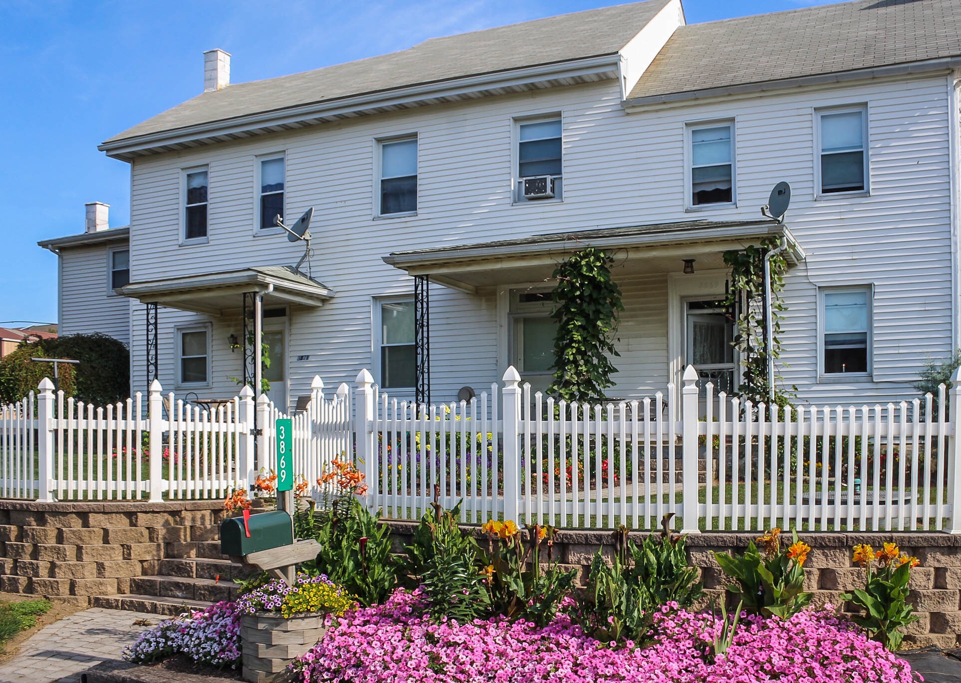 Family friendly in the heart of Amish country. Townhouses for Rent in