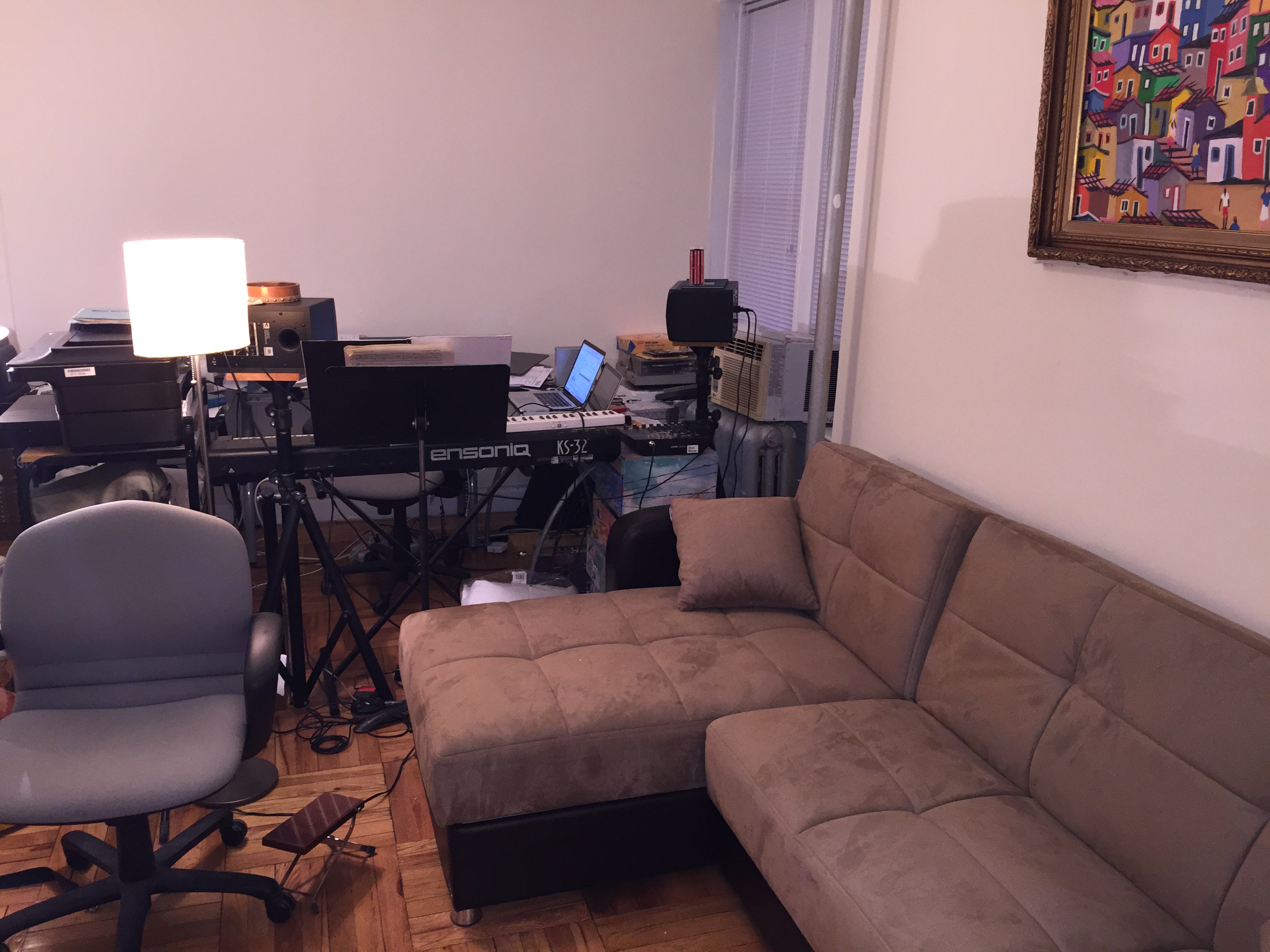 1 Bd Manhattan NYC Entire Apt 1 yr or 1 mos. min. in Inwood, New York City