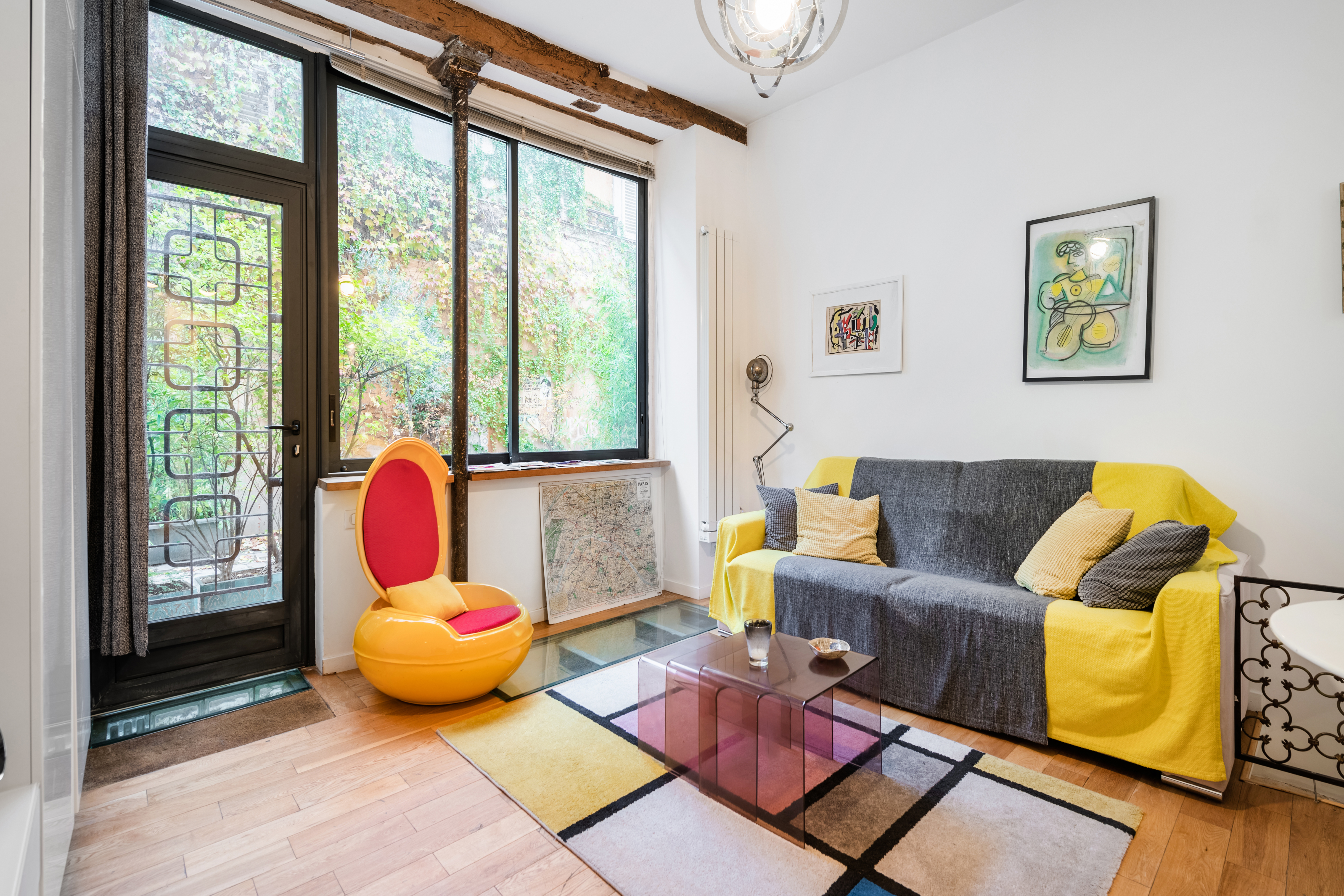 Beautiful Loft Design47m2,RDC terrace,quiet street