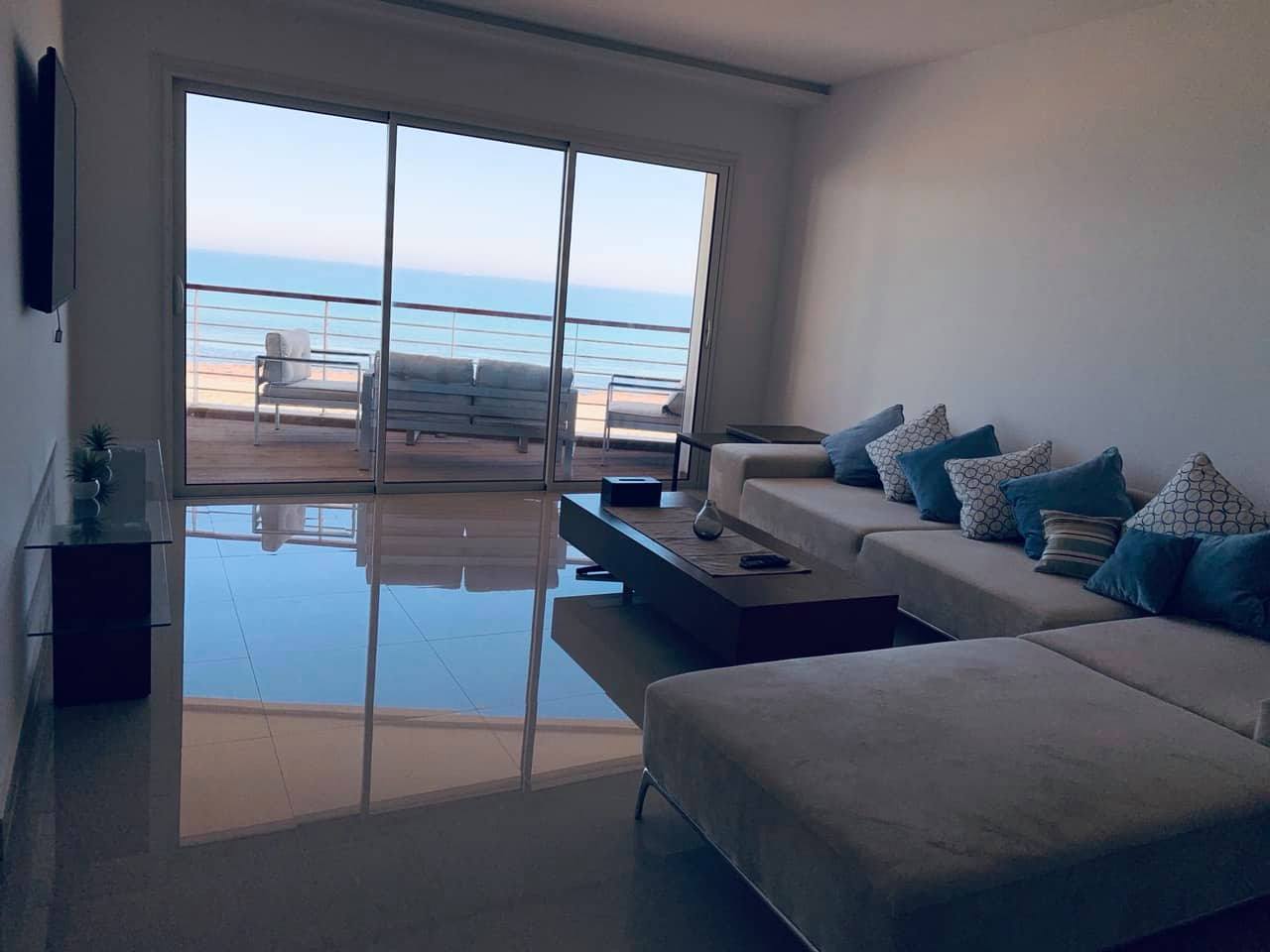 Mahdia Corniche apartment by the sea