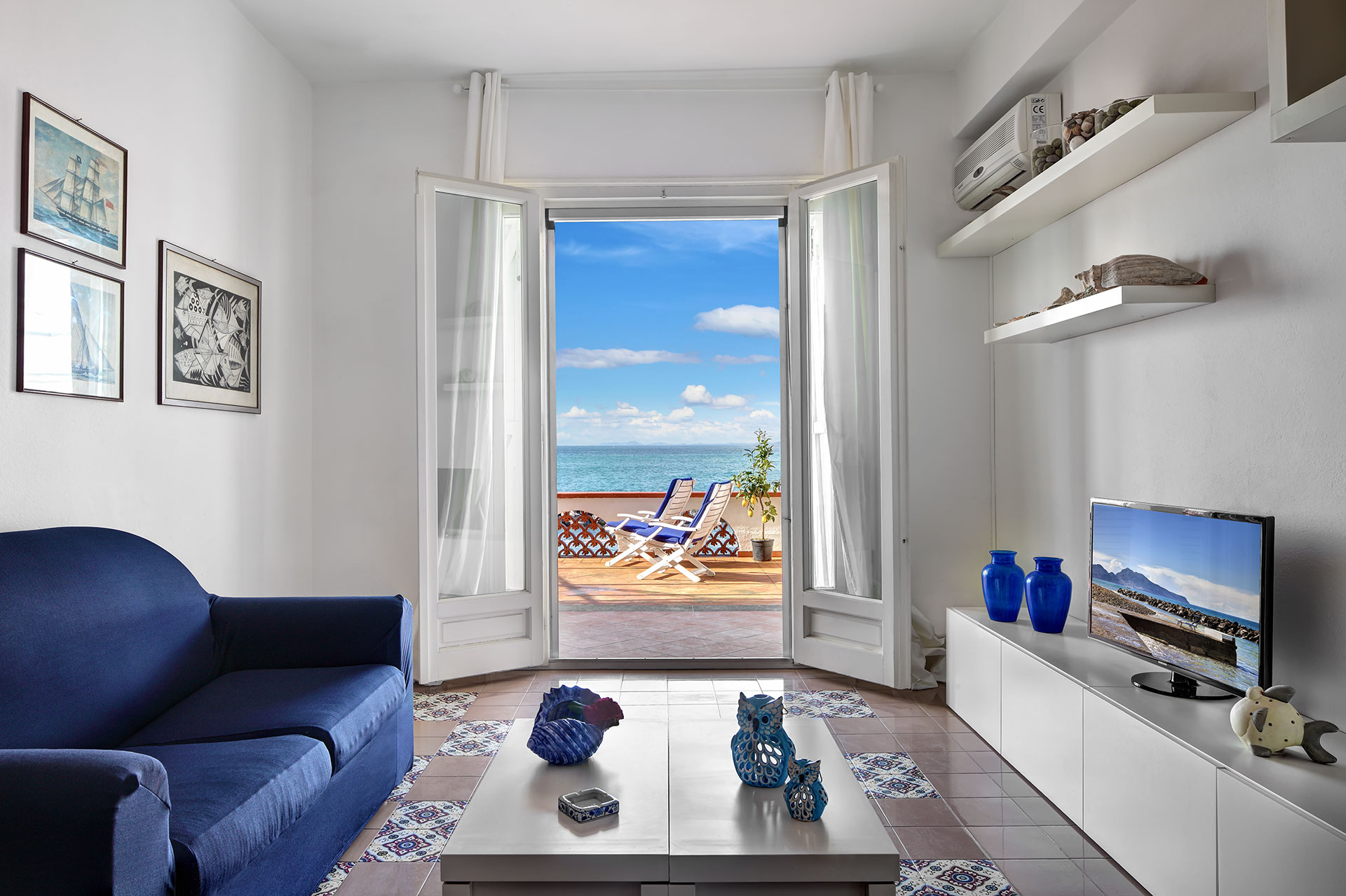 Raffaela's House (San Montano) Apartments for Rent in Massa