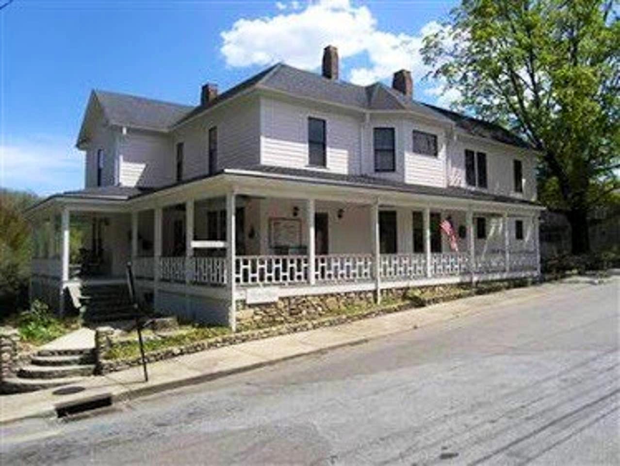 The Historic Herren House Houses for Rent in Waynesville, North