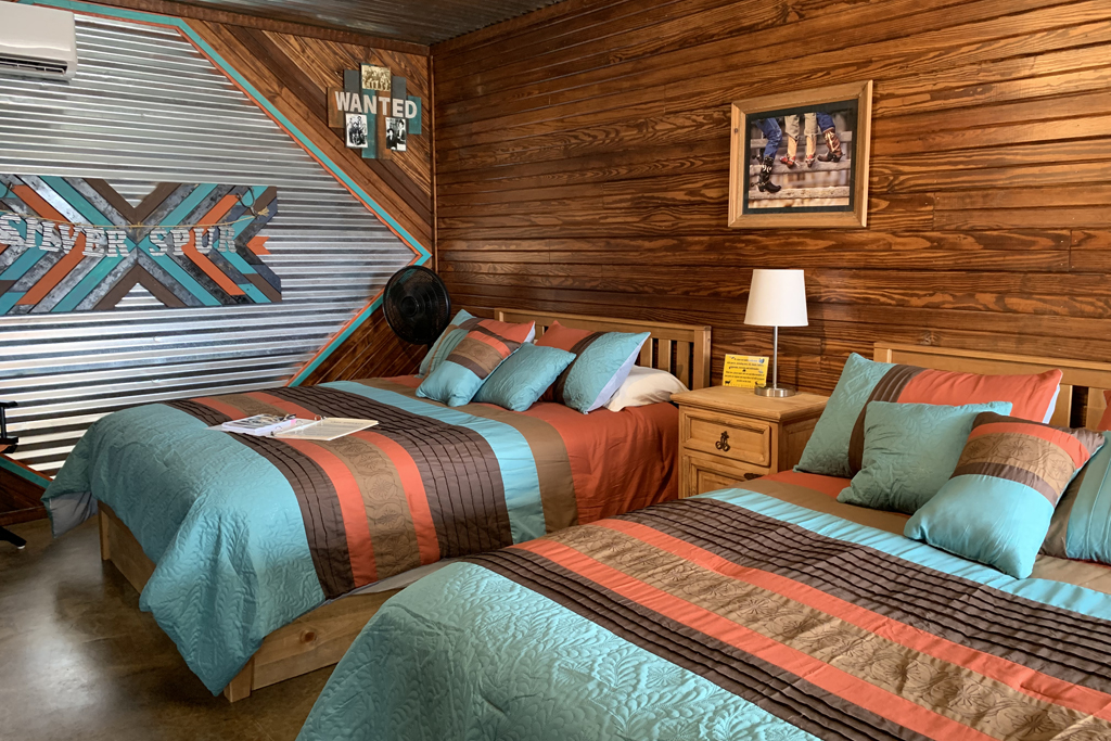 Silver Spur Cabin Wichita Mountains & Cache Lawton Cabins for Rent in