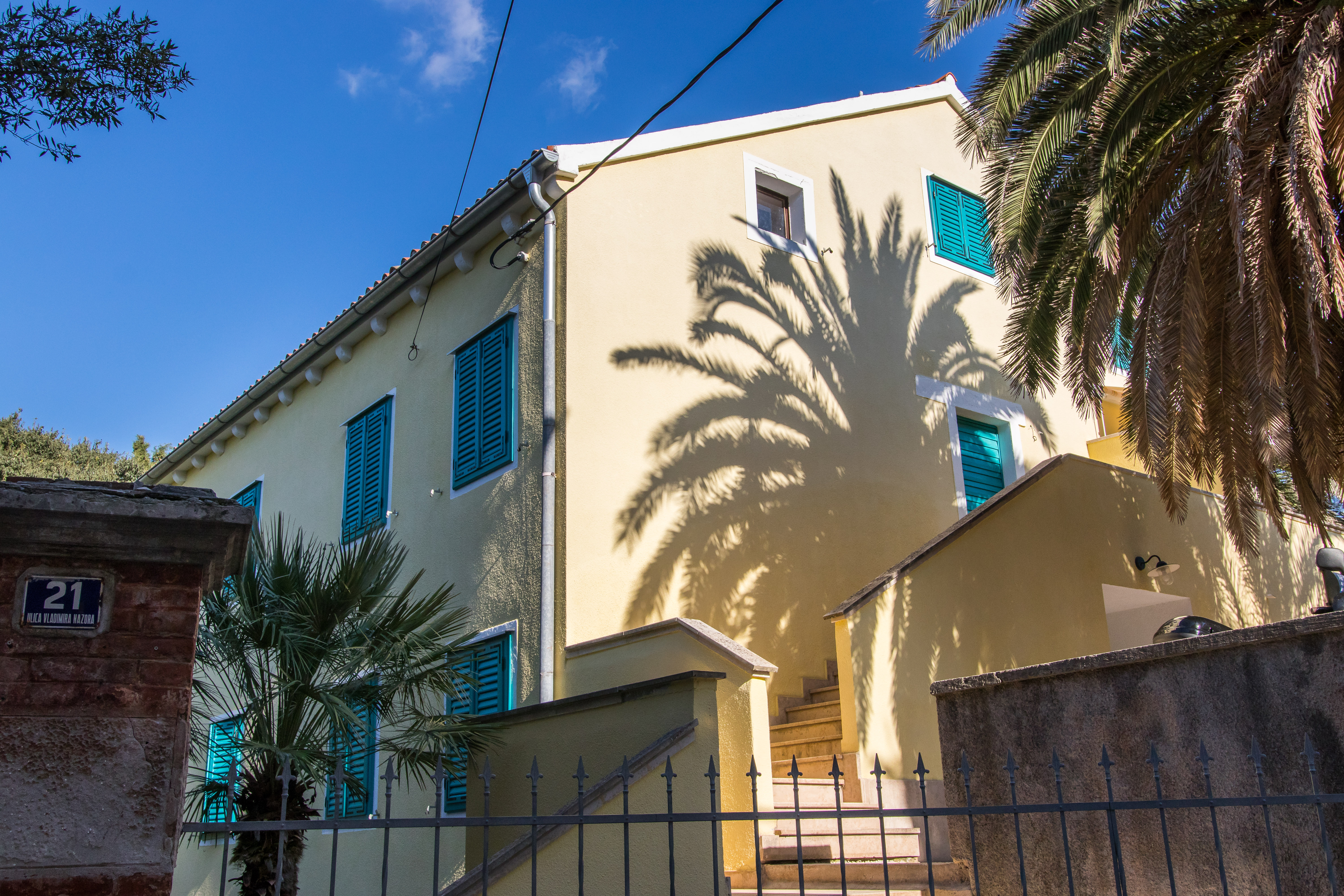 Dolphin 1, apartment with balcony