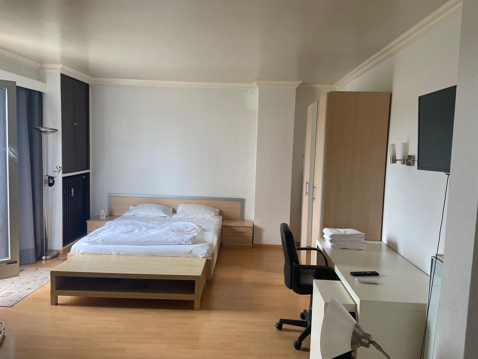 Cute studio in the heart of dusseldorf Vacation homes for Rent in