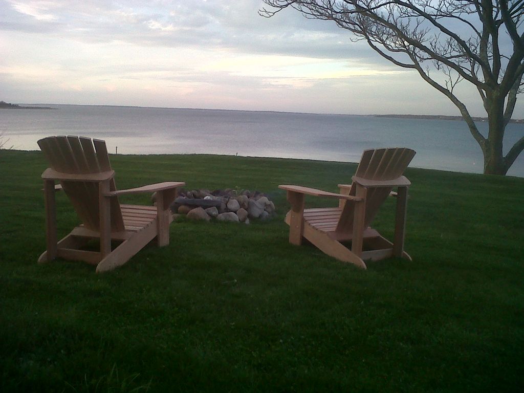 Cozy Prudence Island Waterfront Houses for Rent in Prudence Island