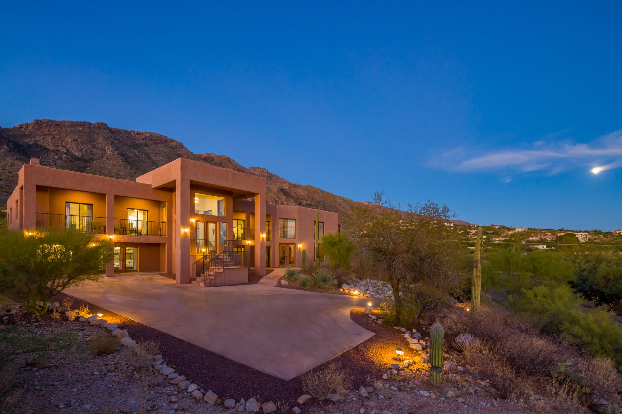 INDOOR Pool , AMAZING Views, Game Room, Gym & more Houses for Rent in