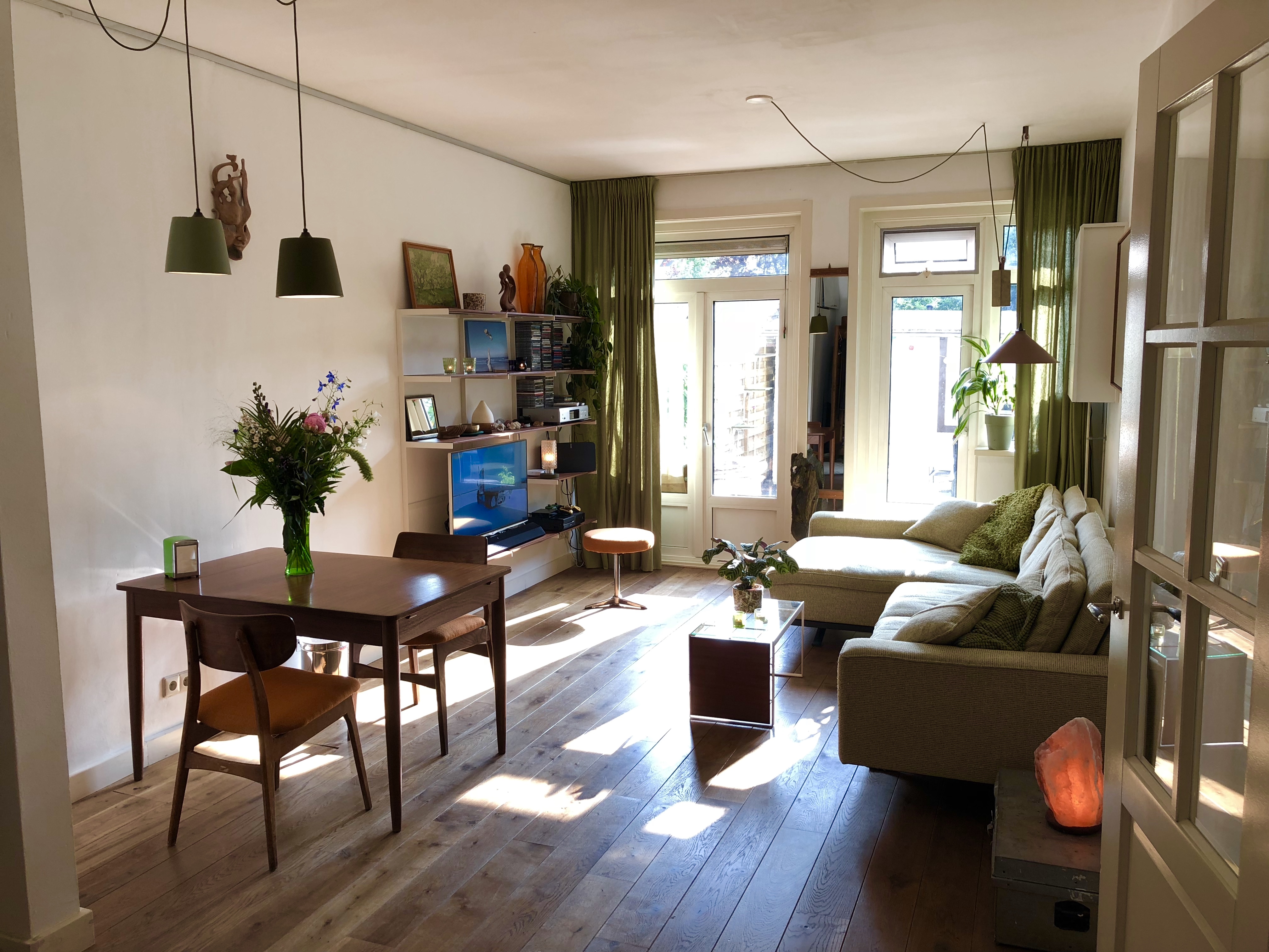 Warm gentle apartment — Amsterdam stay