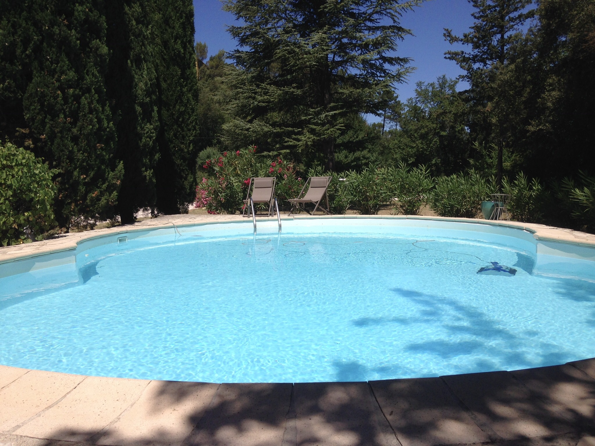 Quiet farmhouse not overlooked with private pool.