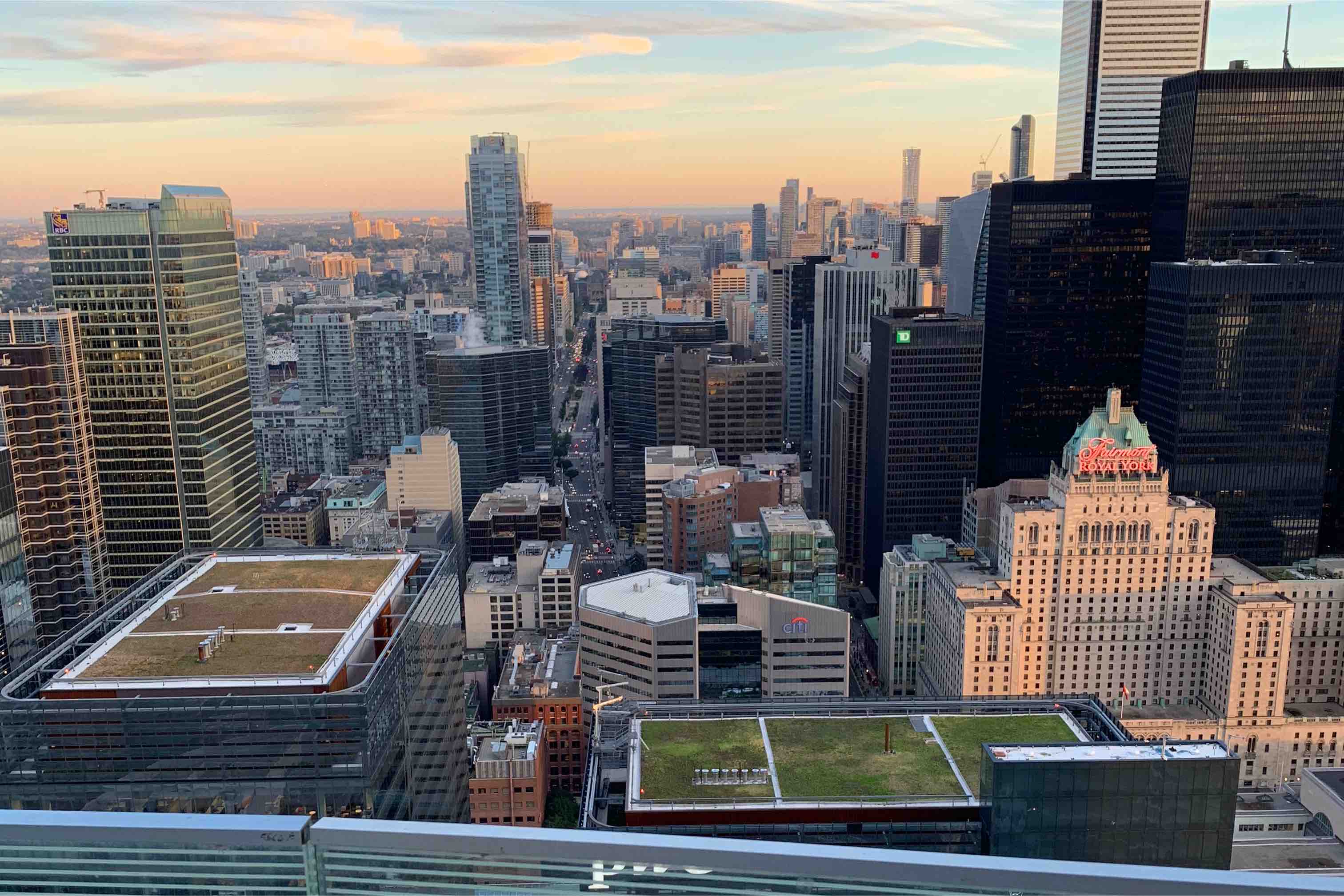 3 Bedroom PENTHOUSE Downtown Toronto + Parking