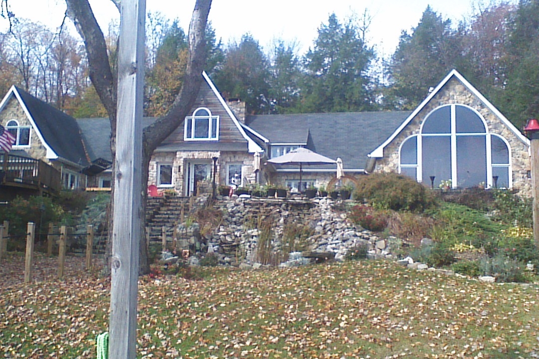 Castlebrook on Lake Mokoma 5 beds 5 bath Houses for Rent in Laporte