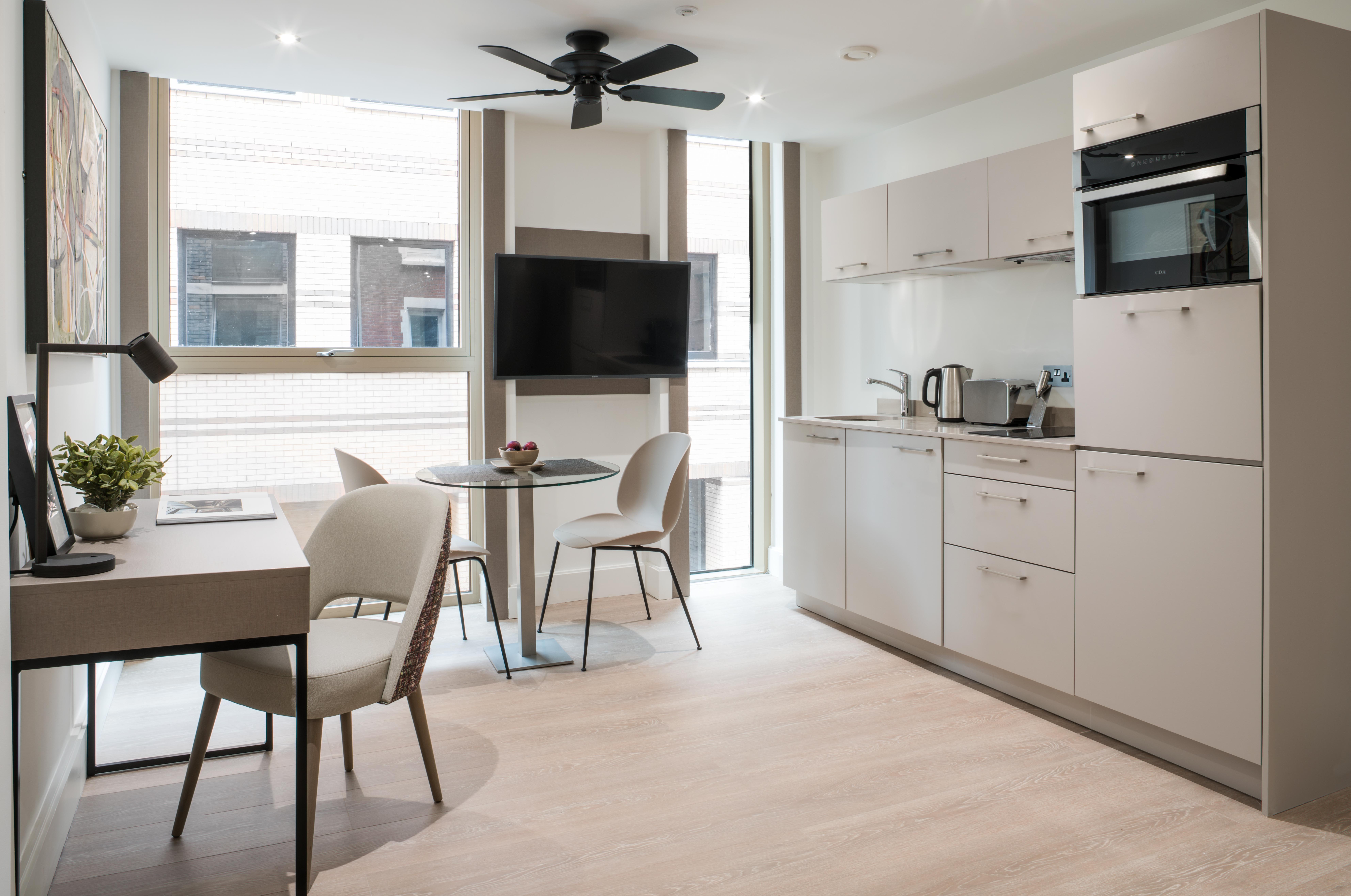 Modern Luxury Studio Suite by Chancery Lane