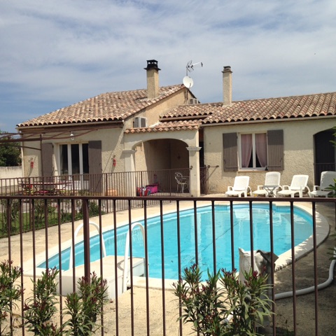 Modern Provencal villa with pool