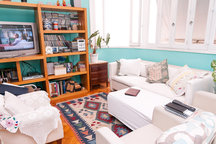 位于里约热内卢的Bright room conveniently 