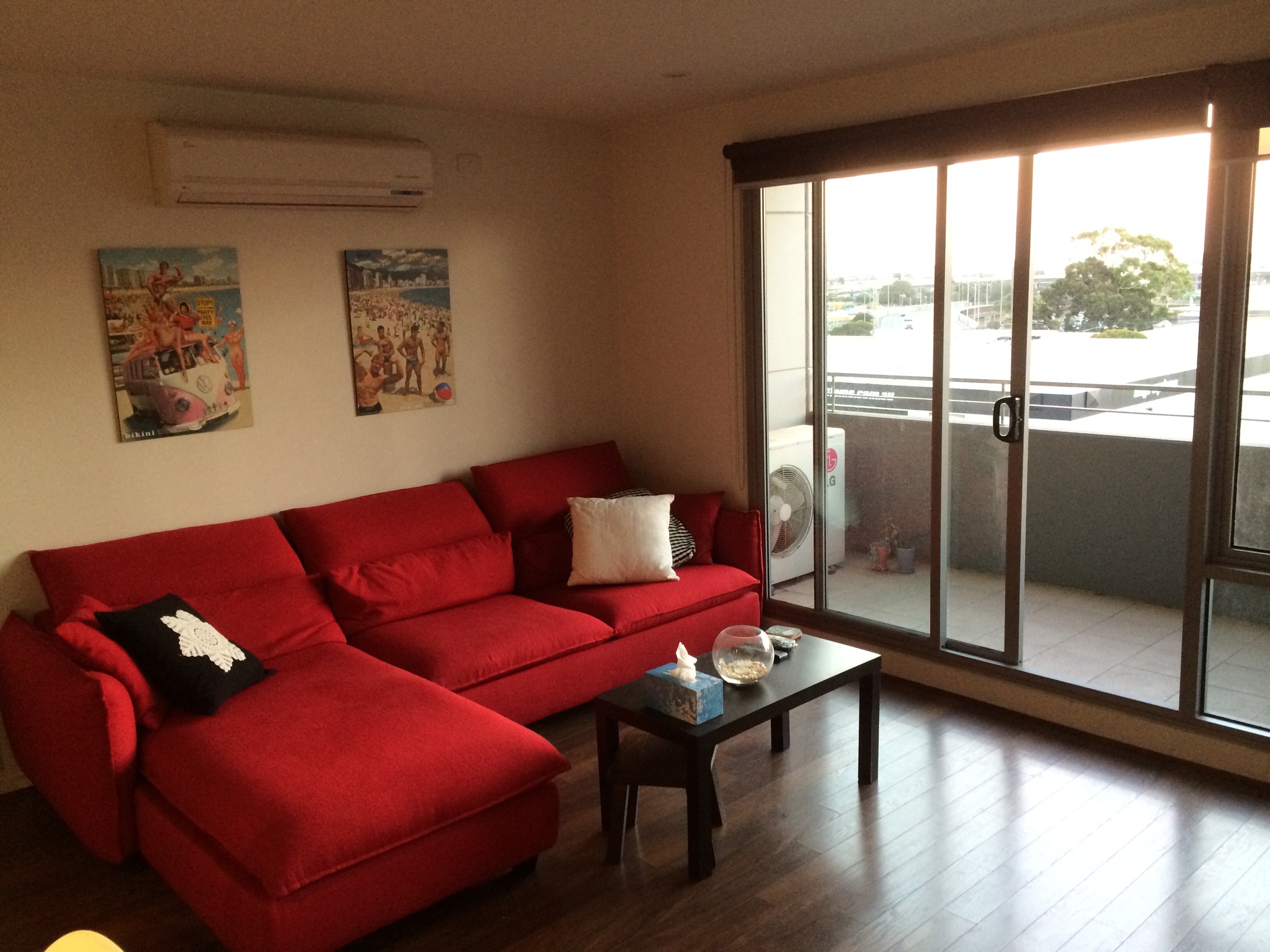 Great CBD space near Races in Melbourne, Melbourne