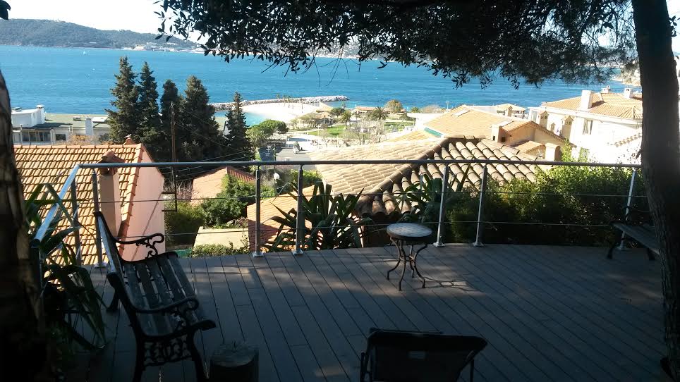 Studio Toulon Mourillon sea view 180 Apartments for Rent in Toulon