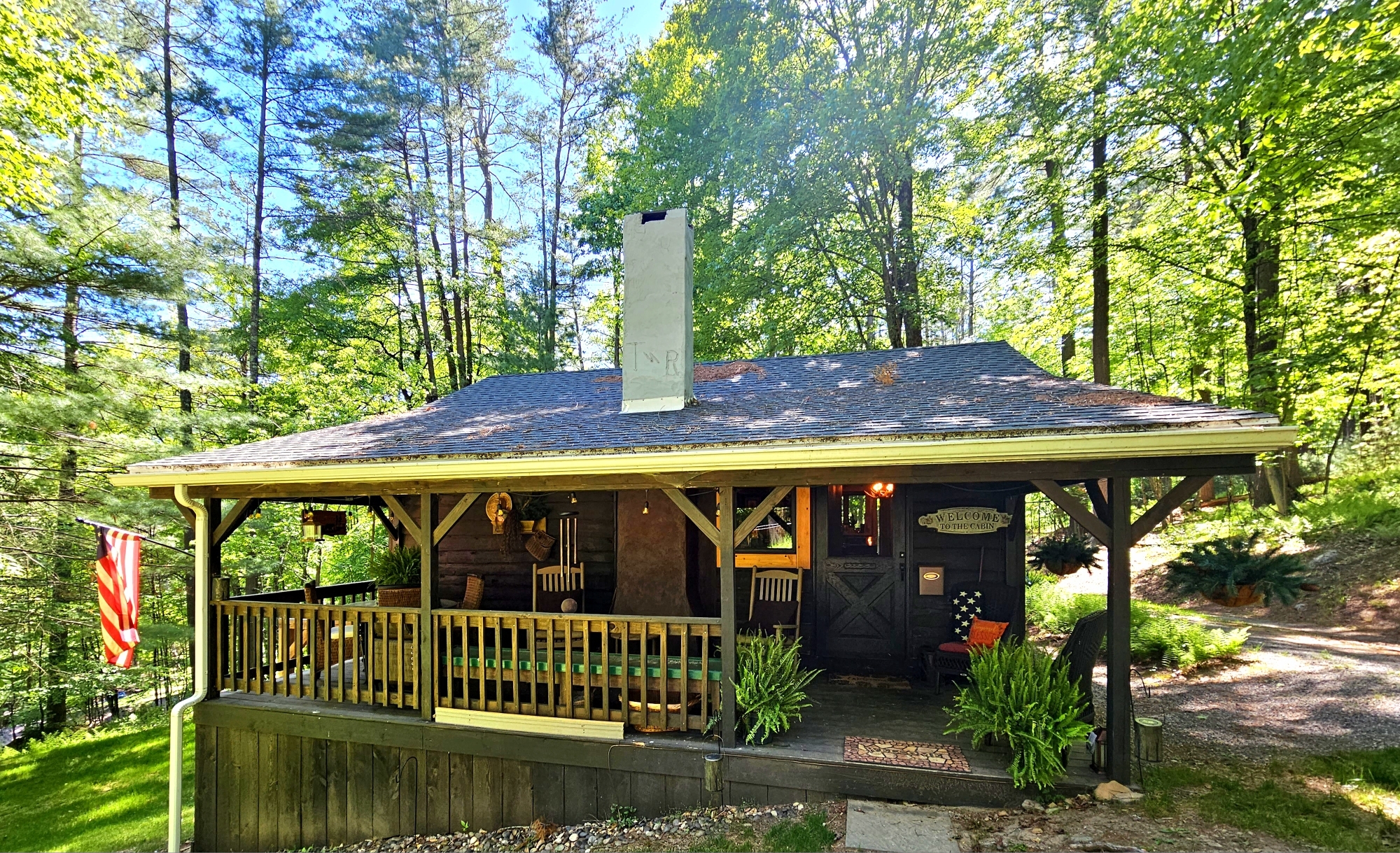 *Mountain Retreat* Idyllic Cabin on Little Pine!
