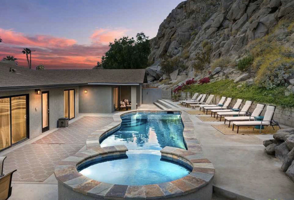 Moroccan CliffHouse, Stunning Mountain View’s Houses for Rent in La