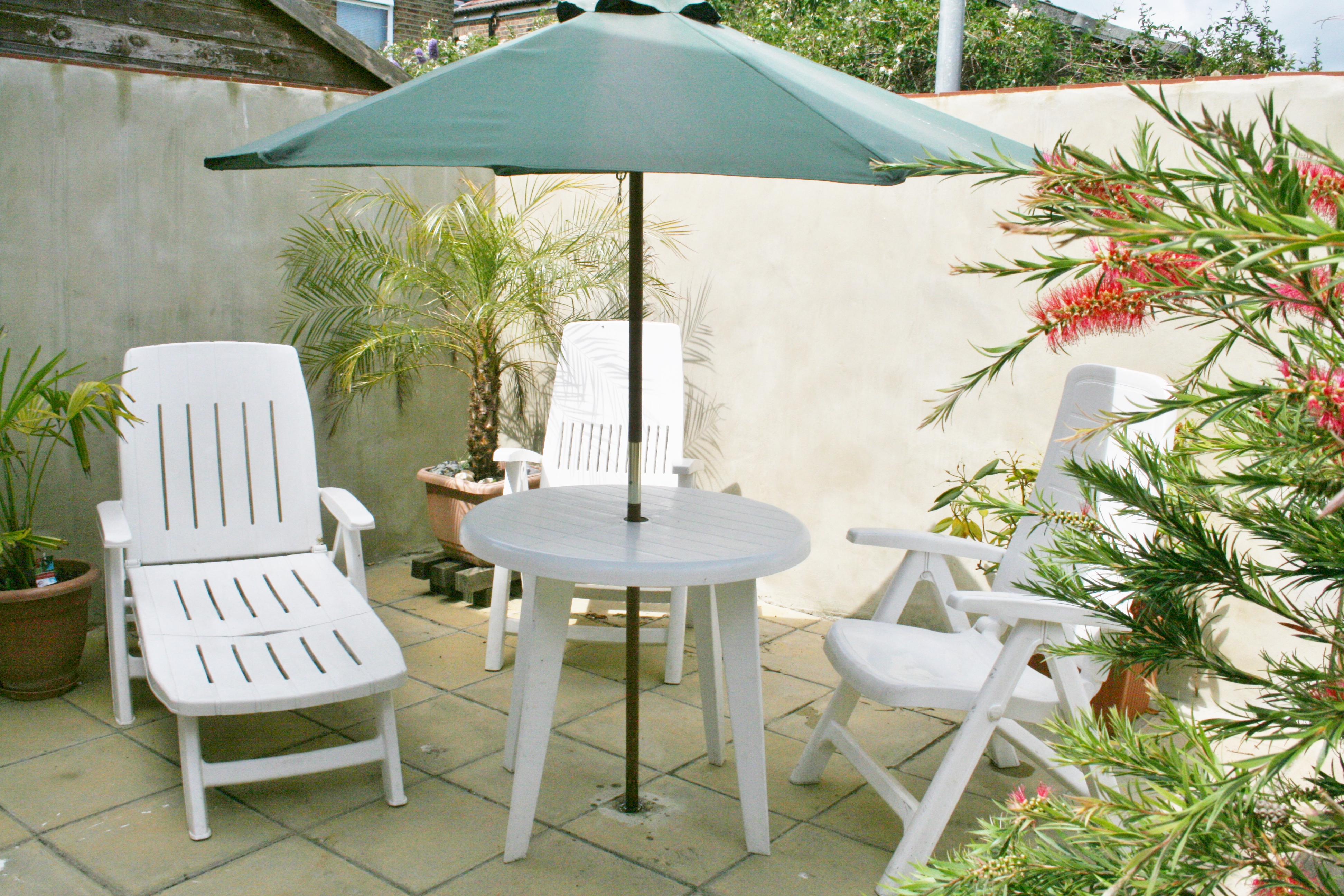 Lovely 3 bed Holiday Home + Patio