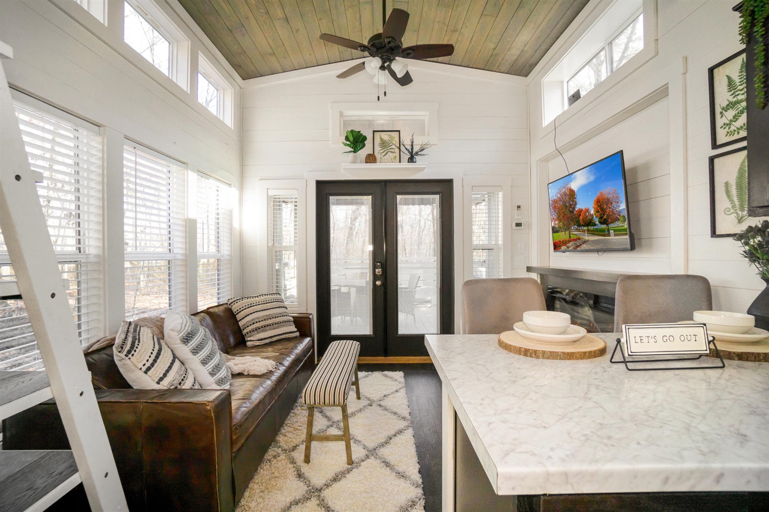 The Little Lodge at The Retreat at Deer Lick Falls Tiny houses for