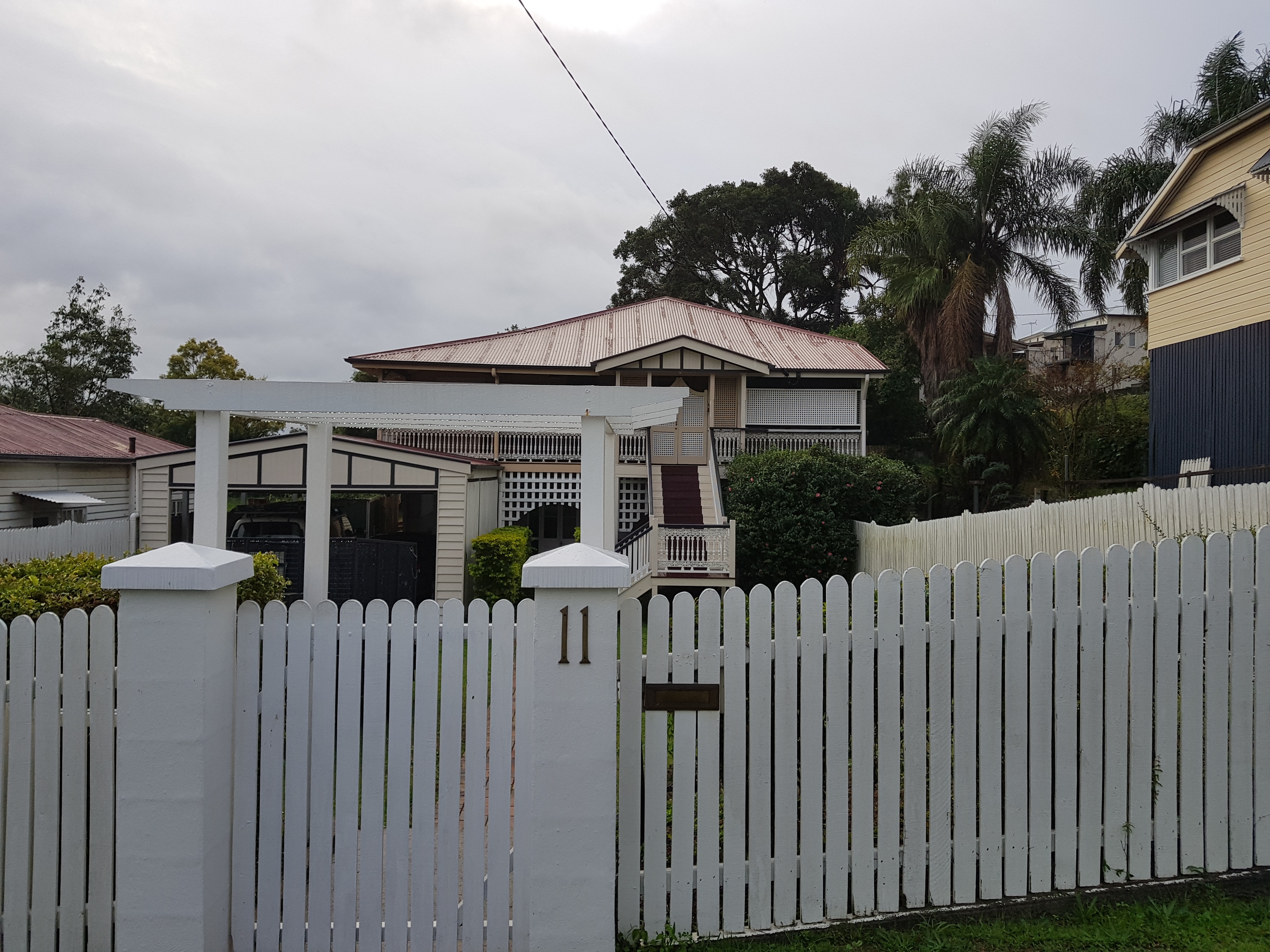 Queenslander studio close to PA Hospital &Qld Uni in Annerley, Brisbane