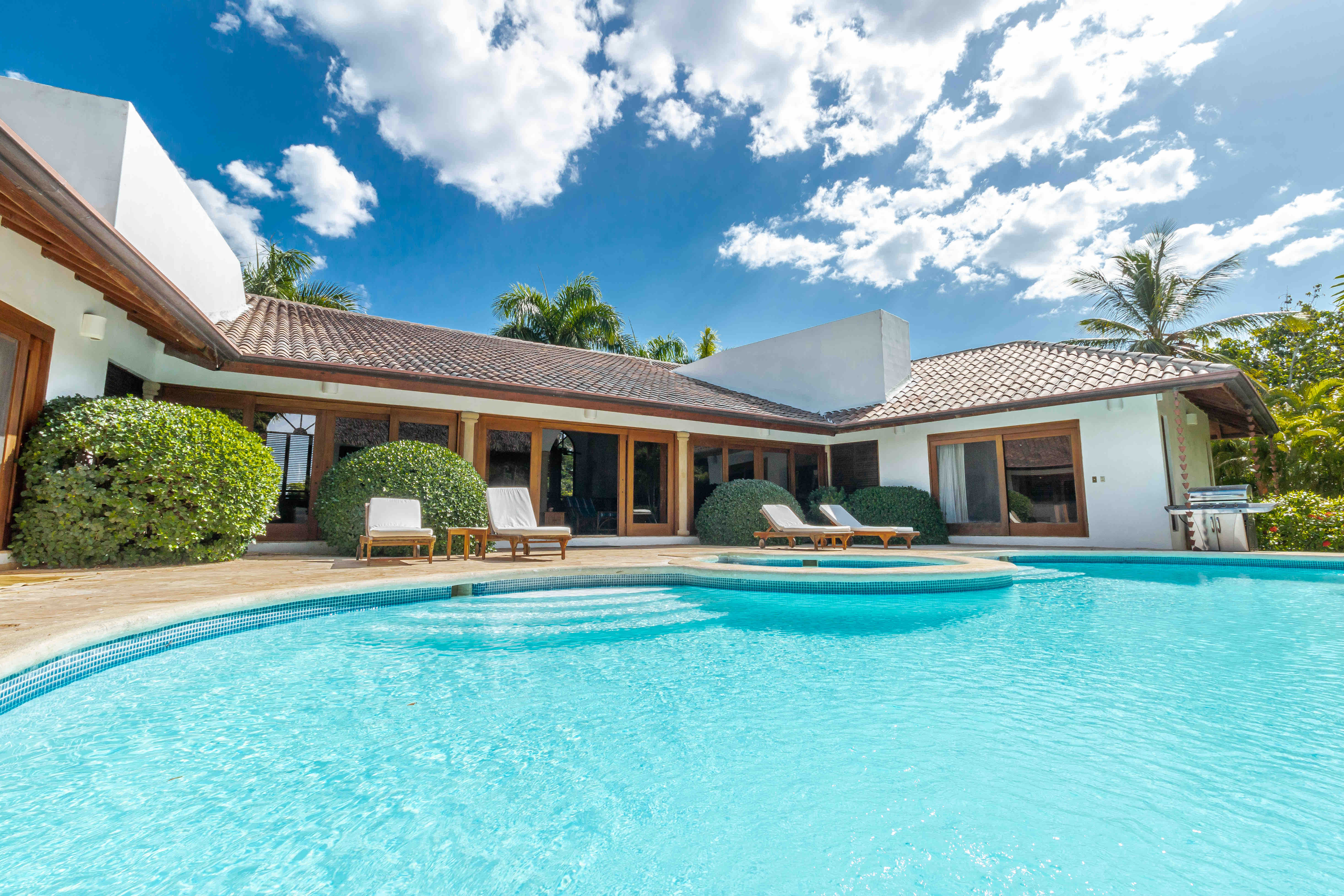 Casa de Campo Luxury Villa With Pool And Jacuzzi Villas