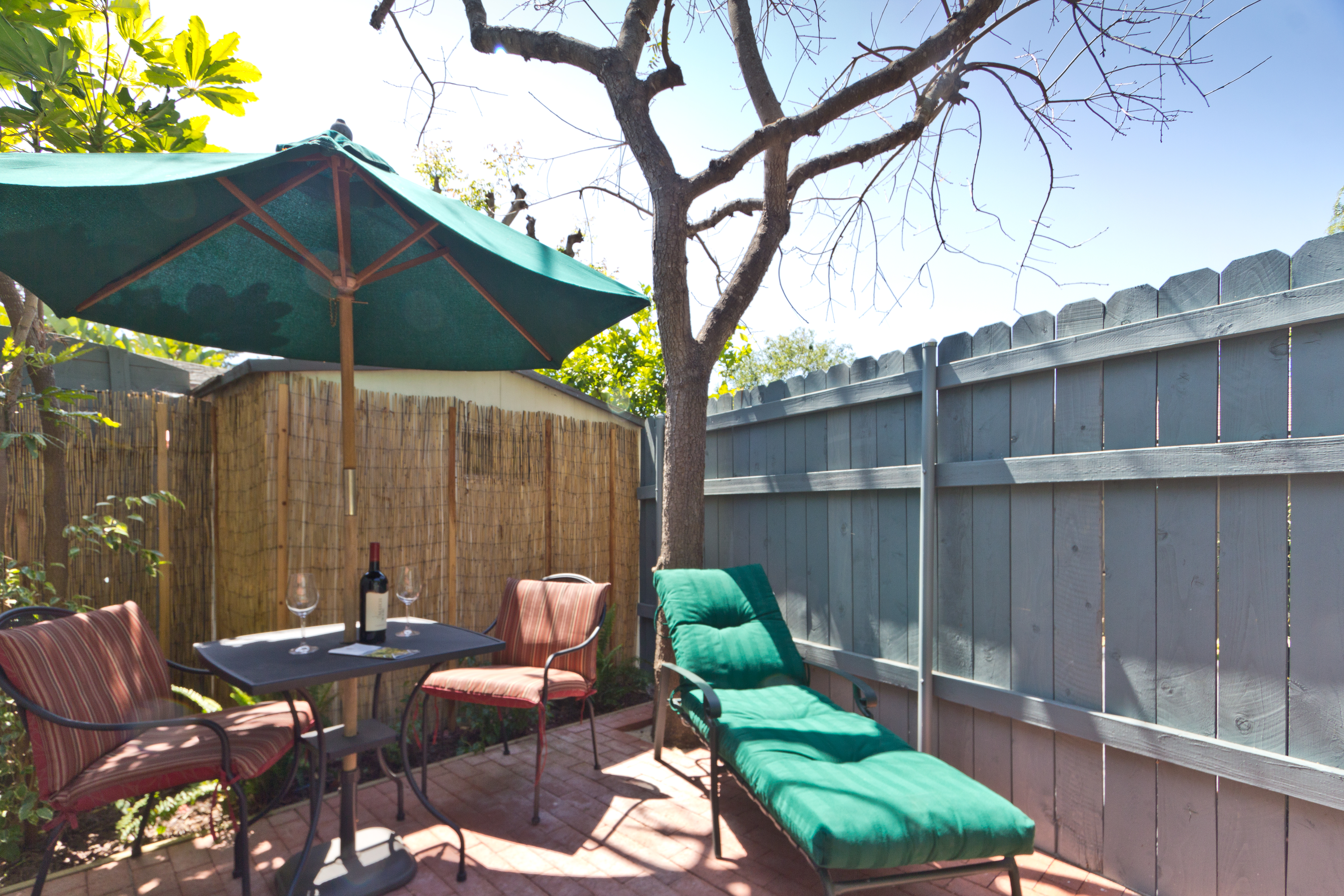 Comfy Bed/Private/Patio/Secure/Smoke Free
