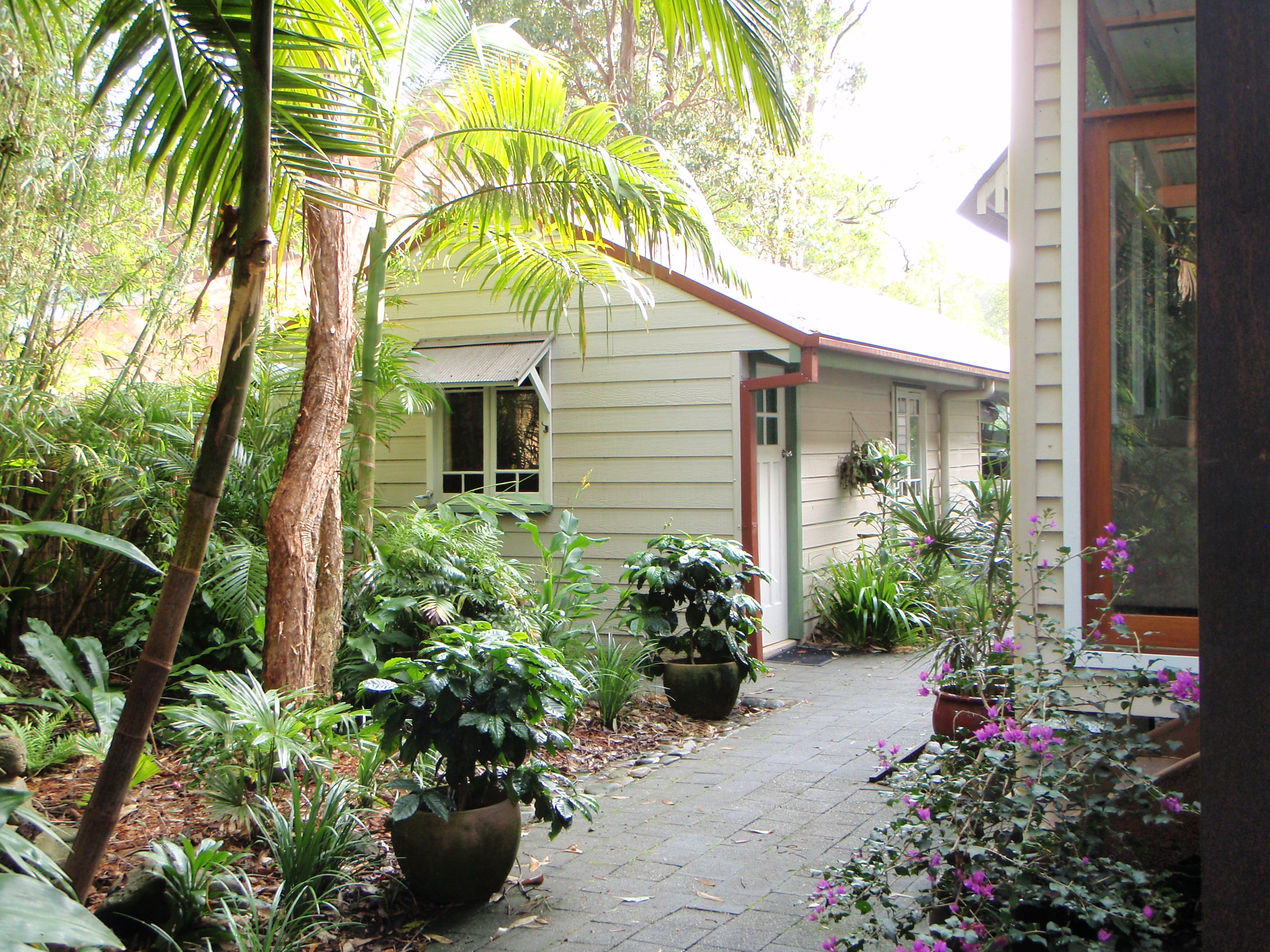 Lilli Pilli Guest Room with ensuite in BYRON SHIRE COUNCIL, Northern Rivers