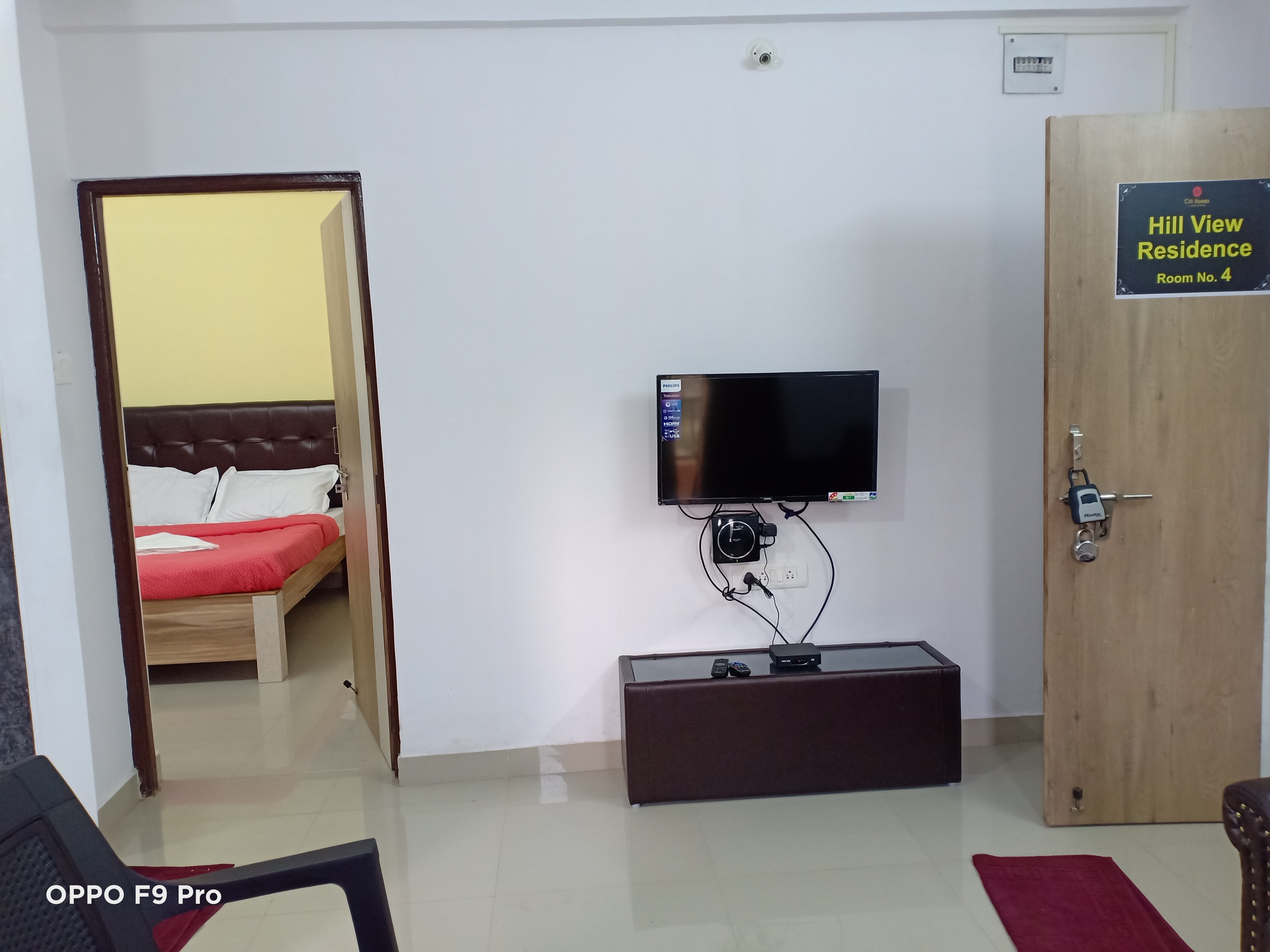 HILL VIEW RESIDENCE APARTMENT NO 4
by City Homes