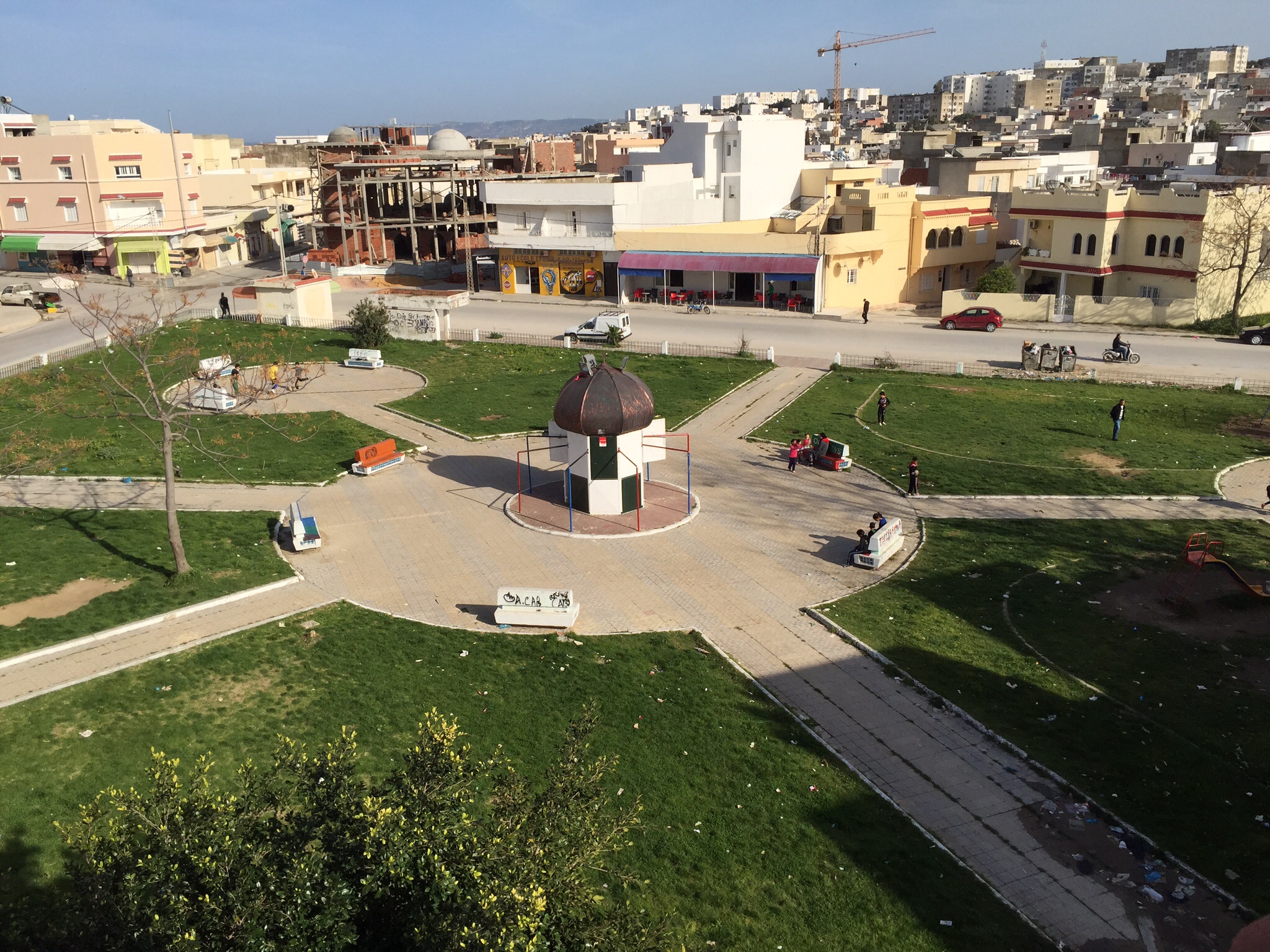 Spacious and bright apartment 5 minutes from the sea.