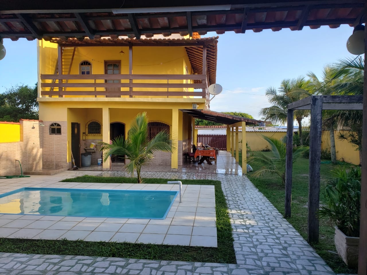 Casa a 0,2 km da praia! Casas para Alugar em Maricá, Rio de Janeiro, Brasil Casa a 0,2 km da praia! Casas para Alugar em Maricá, Rio de Janeiro, Brasil