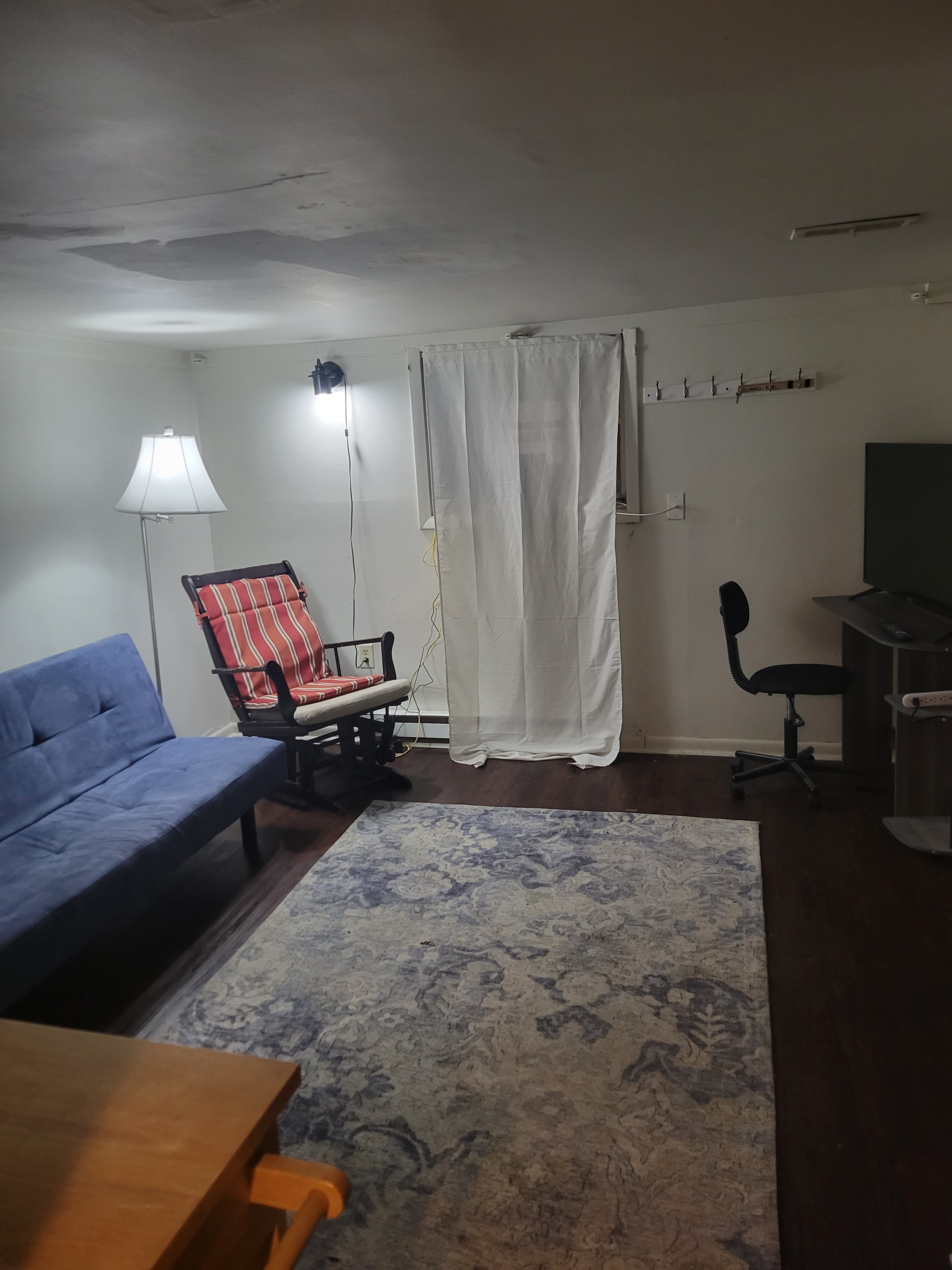 OSU #D Small, great deal apartment! in Near North/University, Columbus