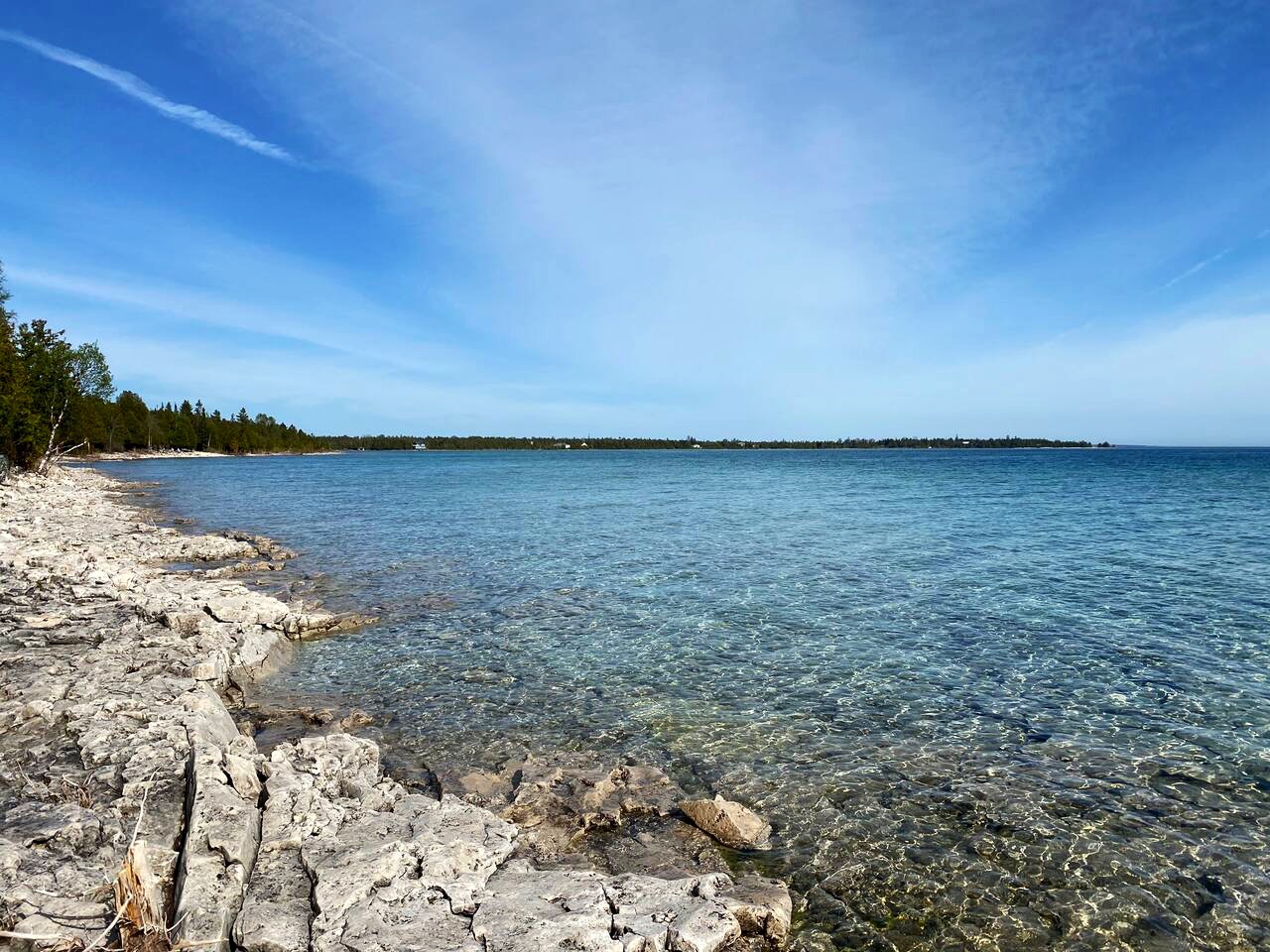 On The Rocks Houses for Rent in Tobermory, Ontario, Canada