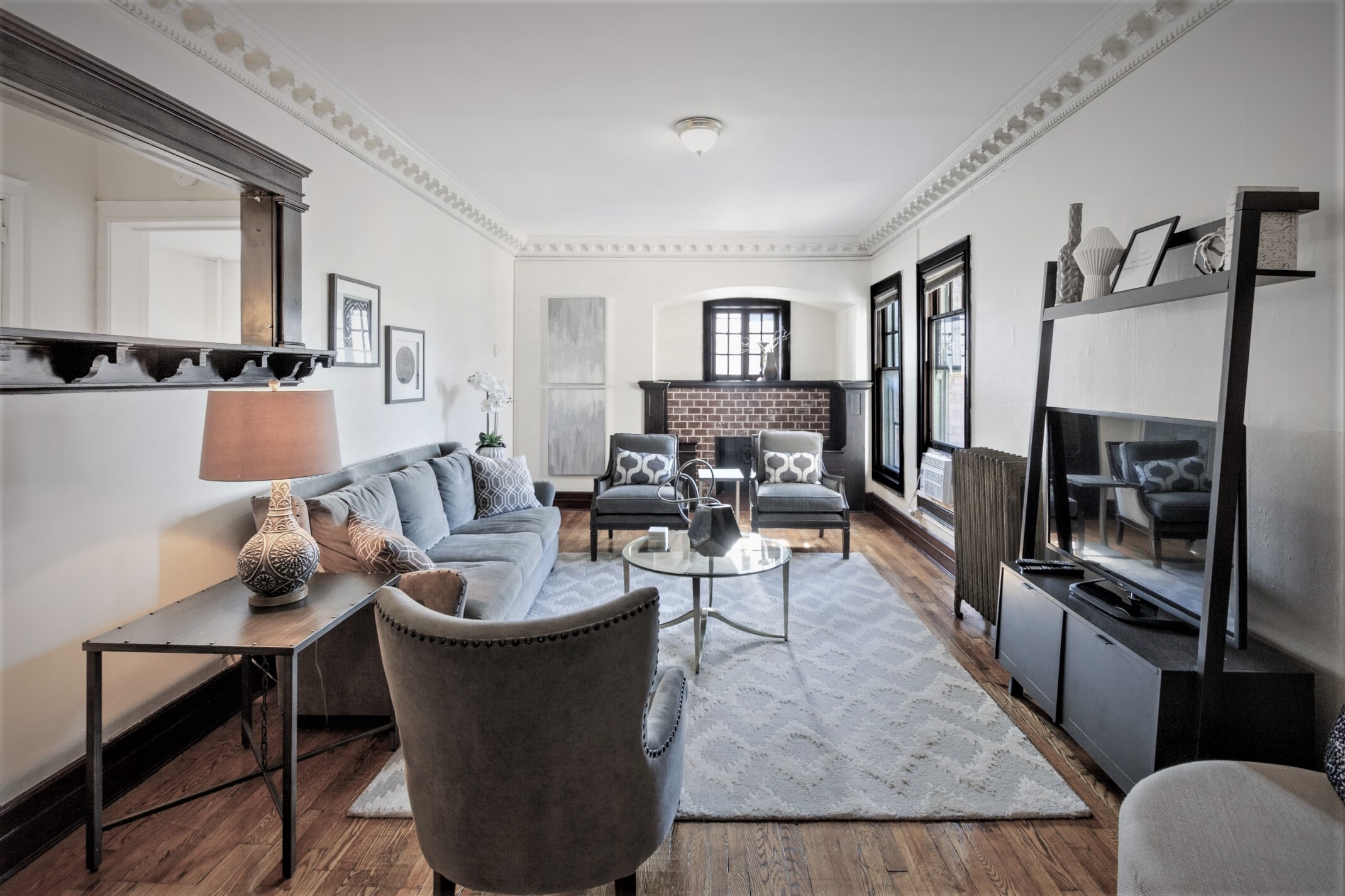 PRIVATE 3 bedroom downtown apartment - Apartments for Rent ...