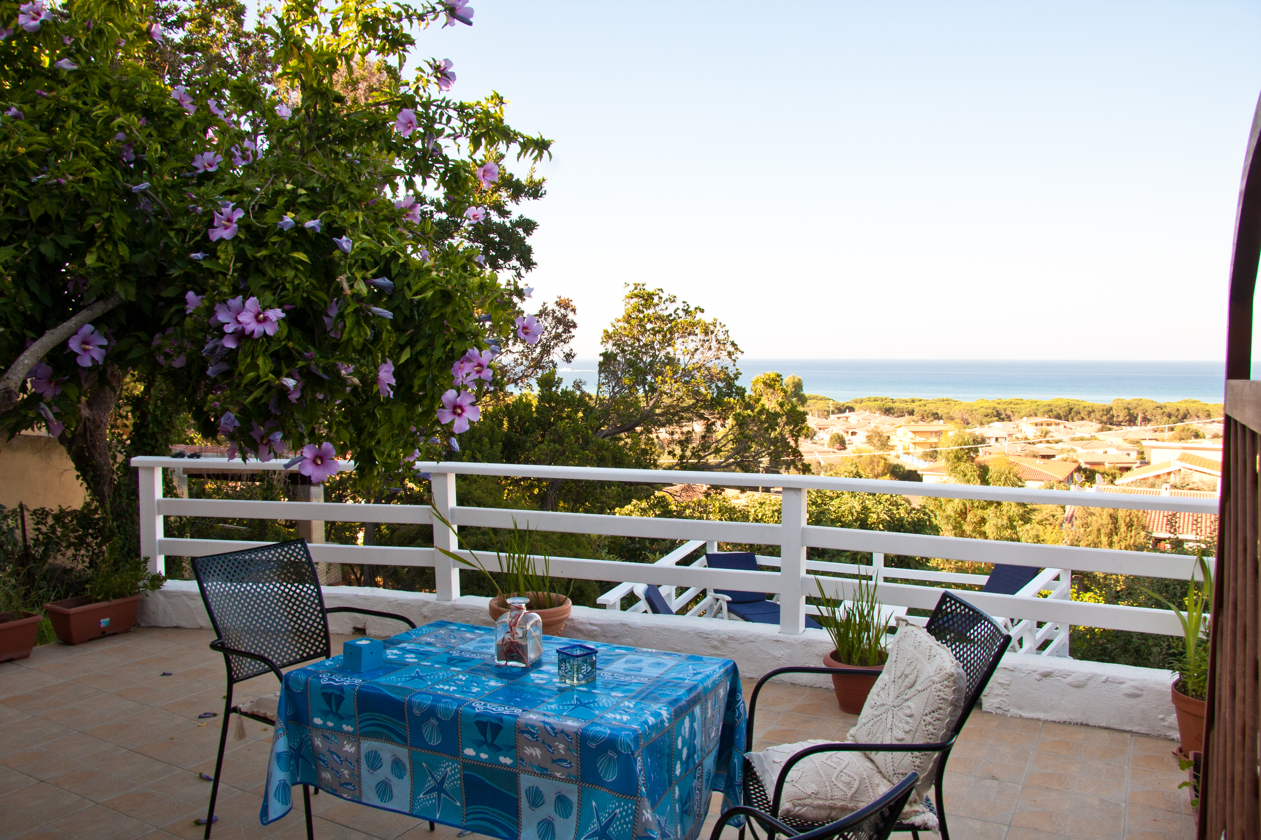 With terrace overlooking the sea