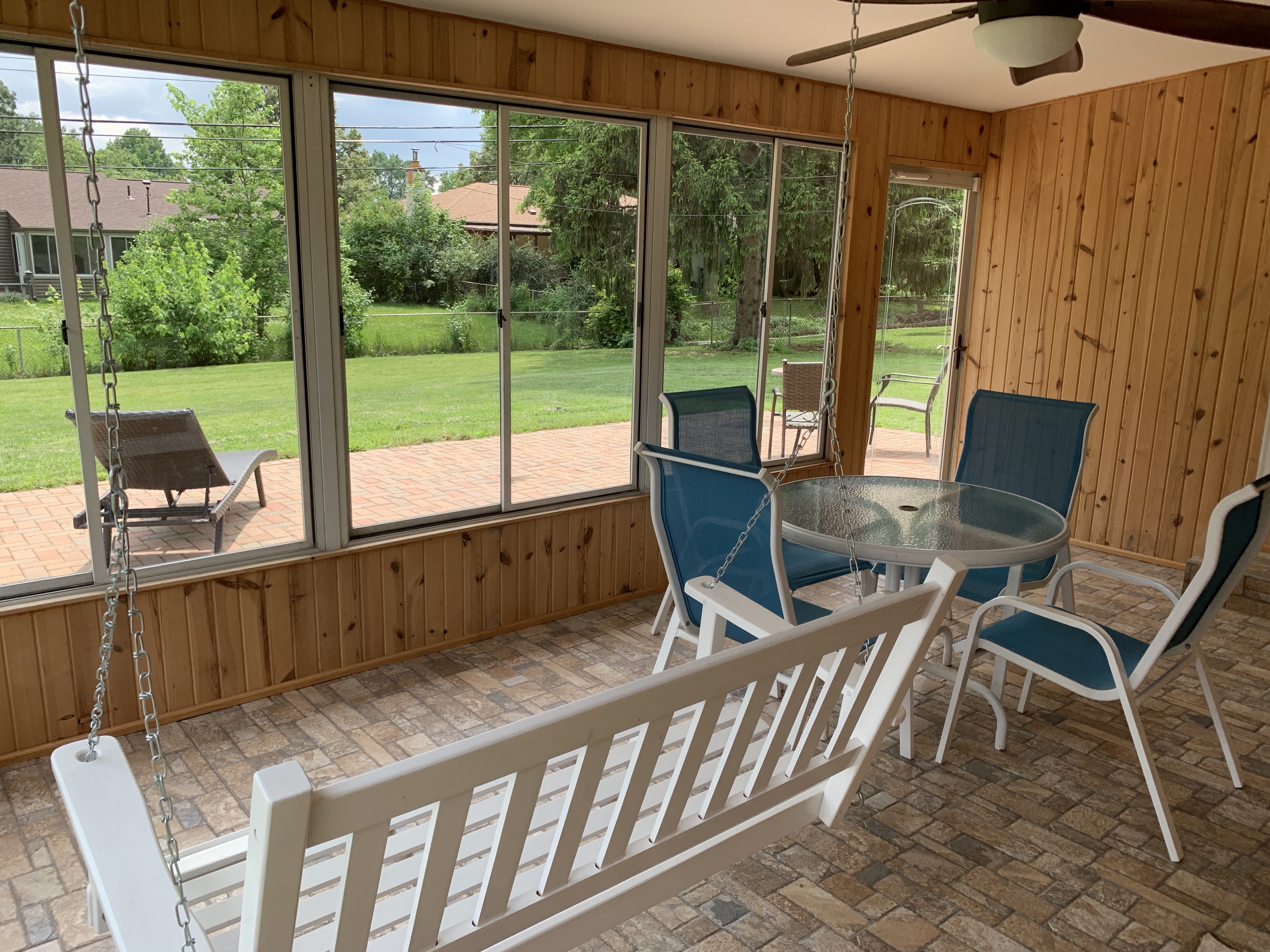 Spacious Home Away From Home in Northland, Columbus