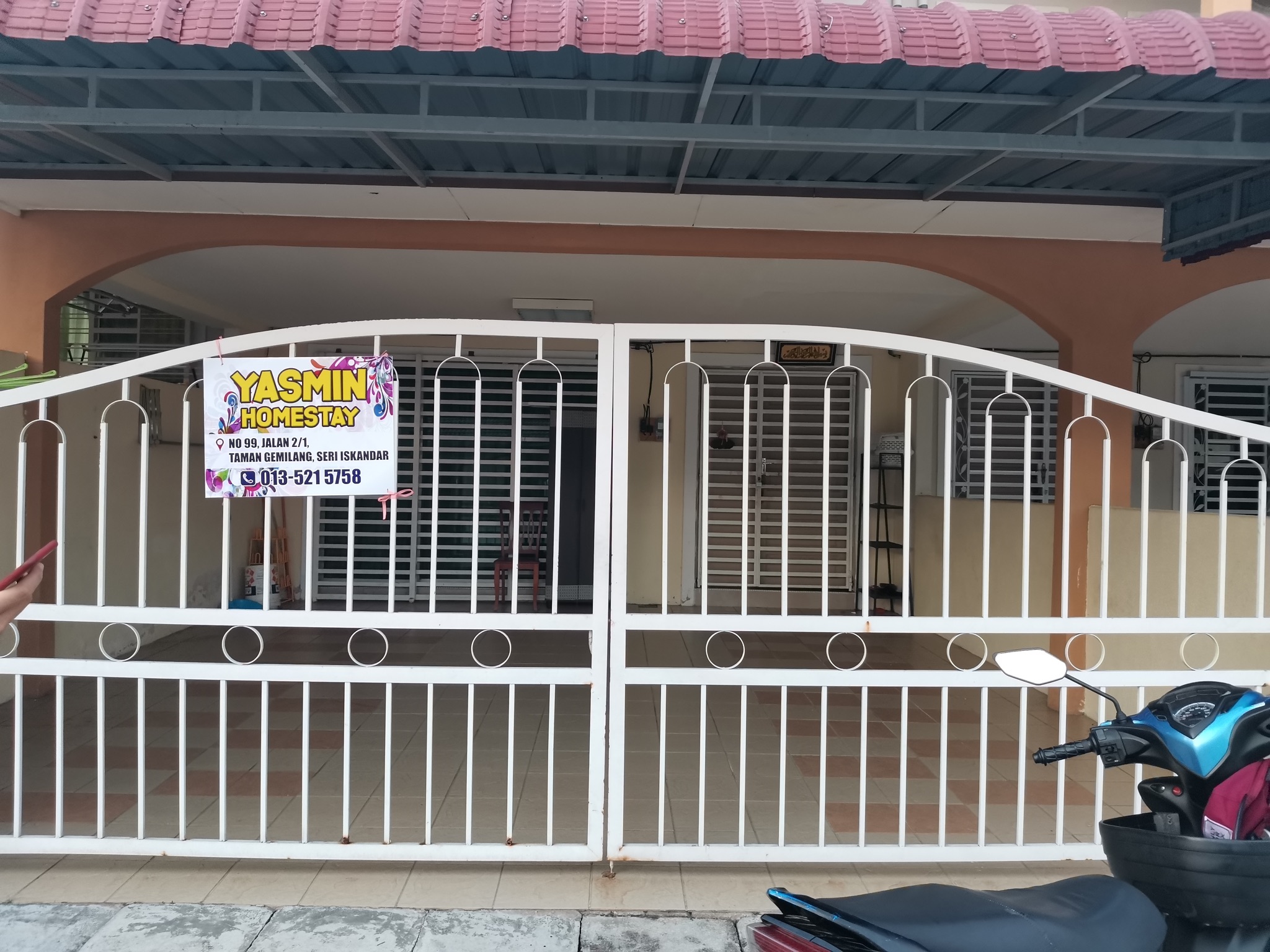 Yasmin Homestay ( 5min from UiTM Seri Iskandar) - Houses for Rent