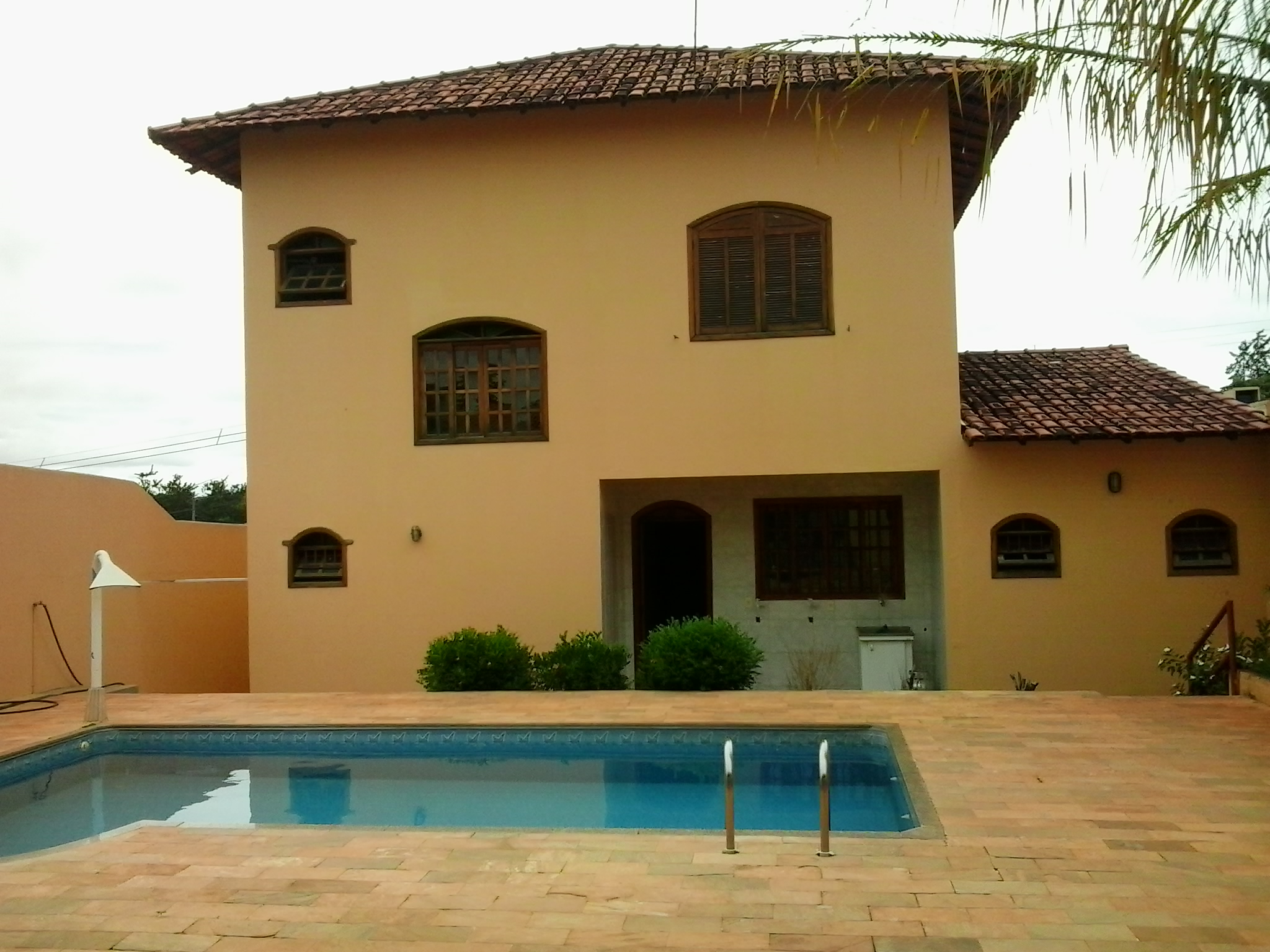 Casas com piscinas Diárias/Mensal/Temporada LS MG - Casas para Alugar