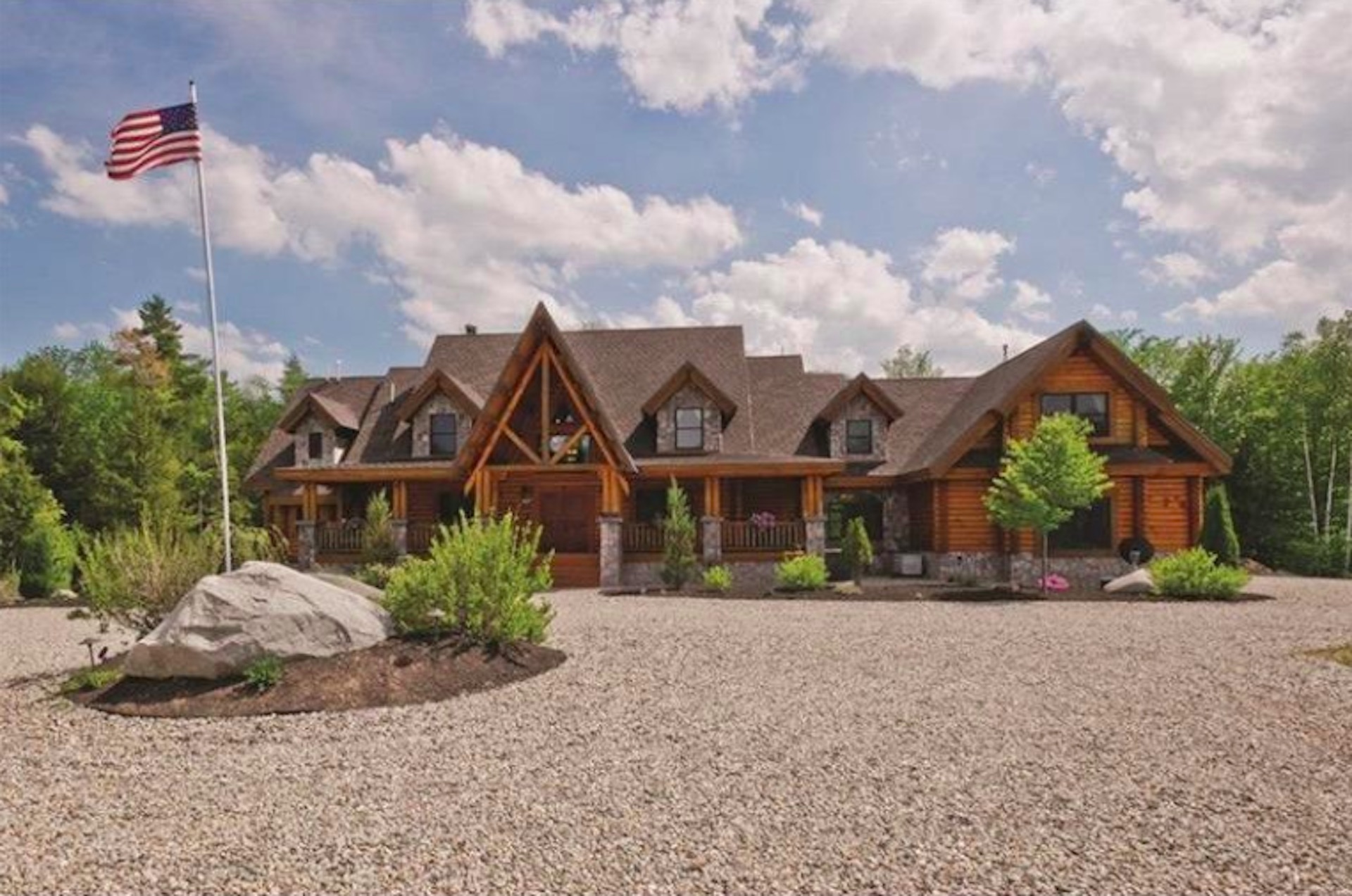 Luxury Lakefront Home on gated 155 Private Acres Cabins for Rent in