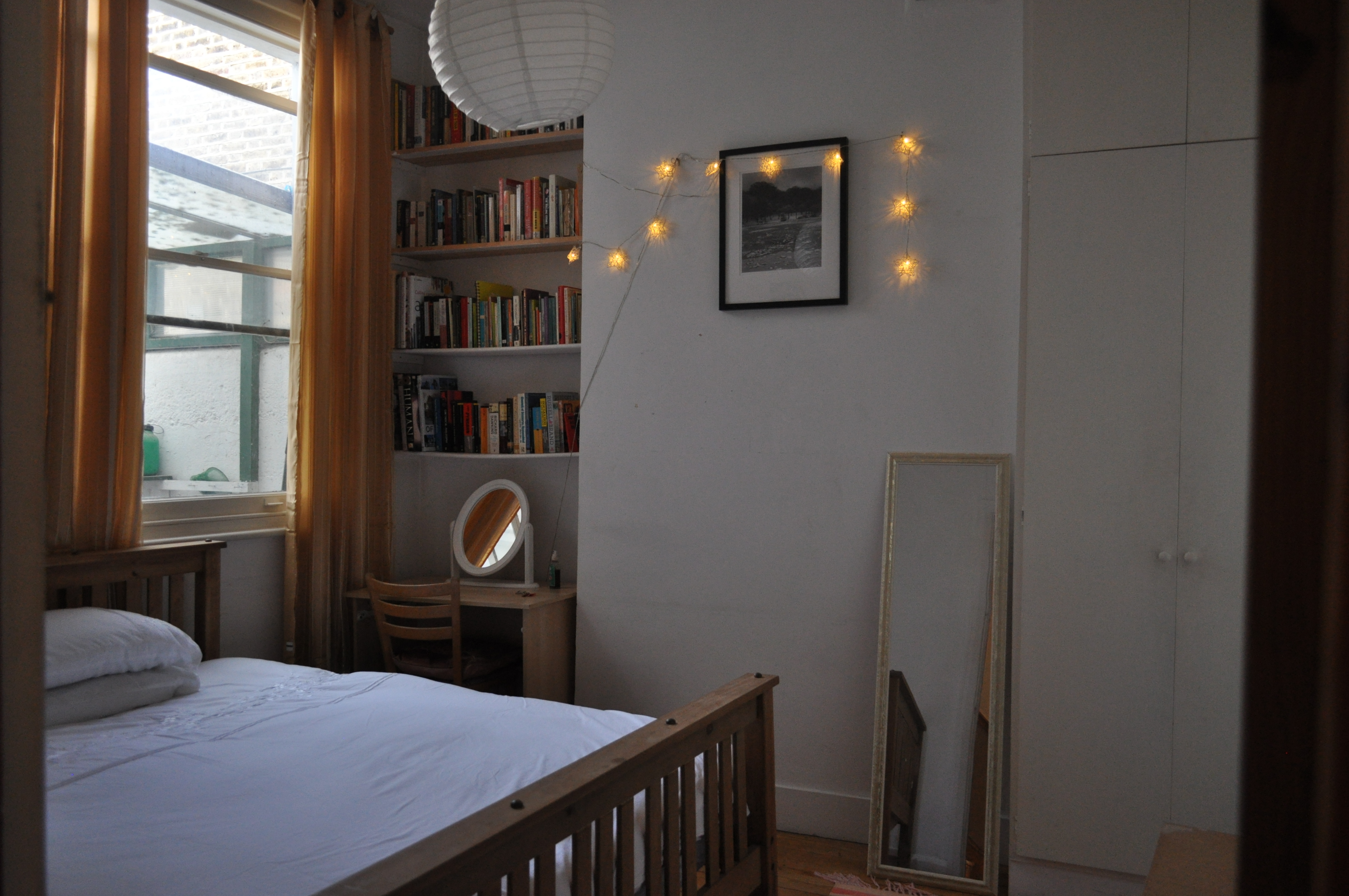 Double room 3 mins from underground
