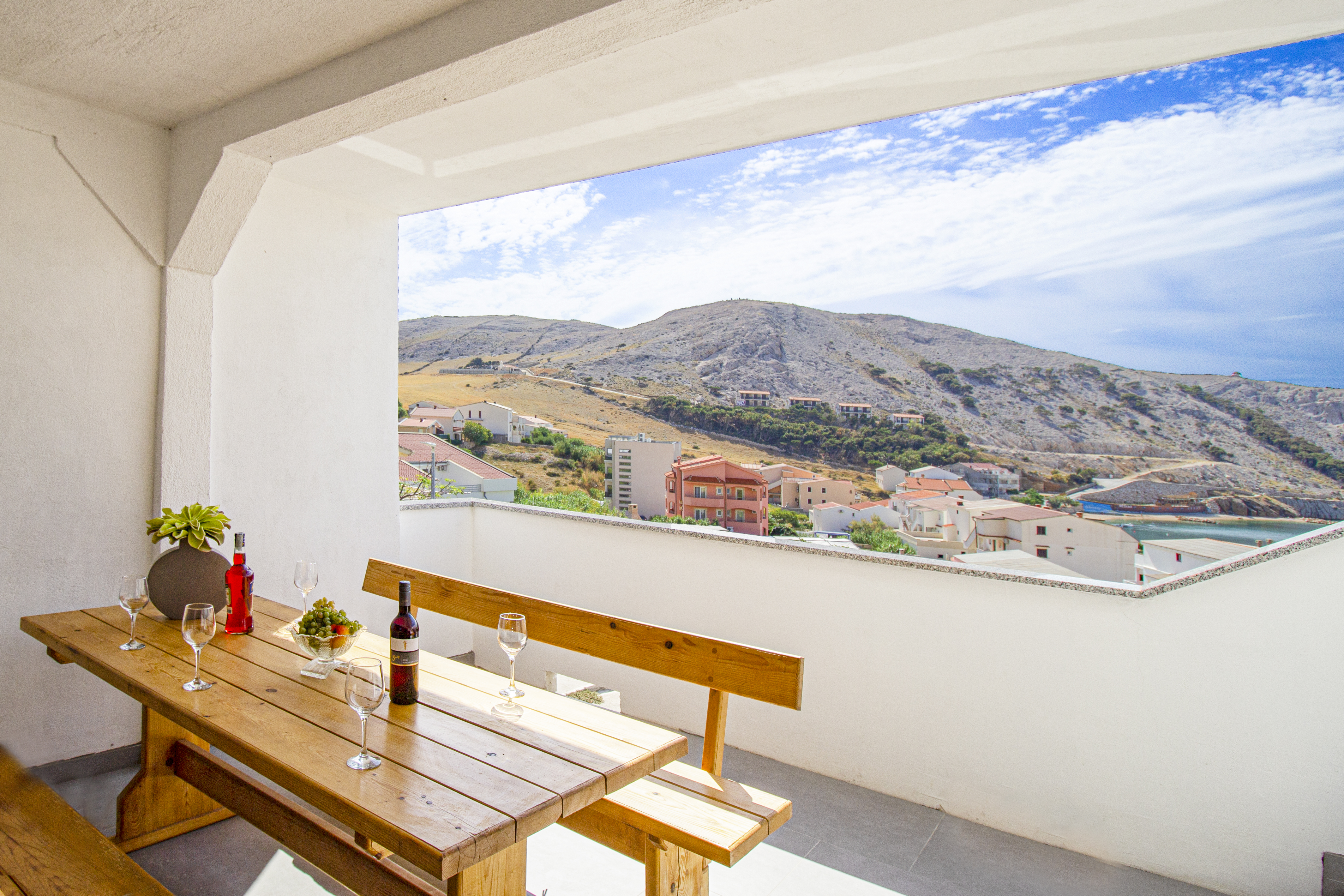 Toncica 2 Modern sea-view Apartment