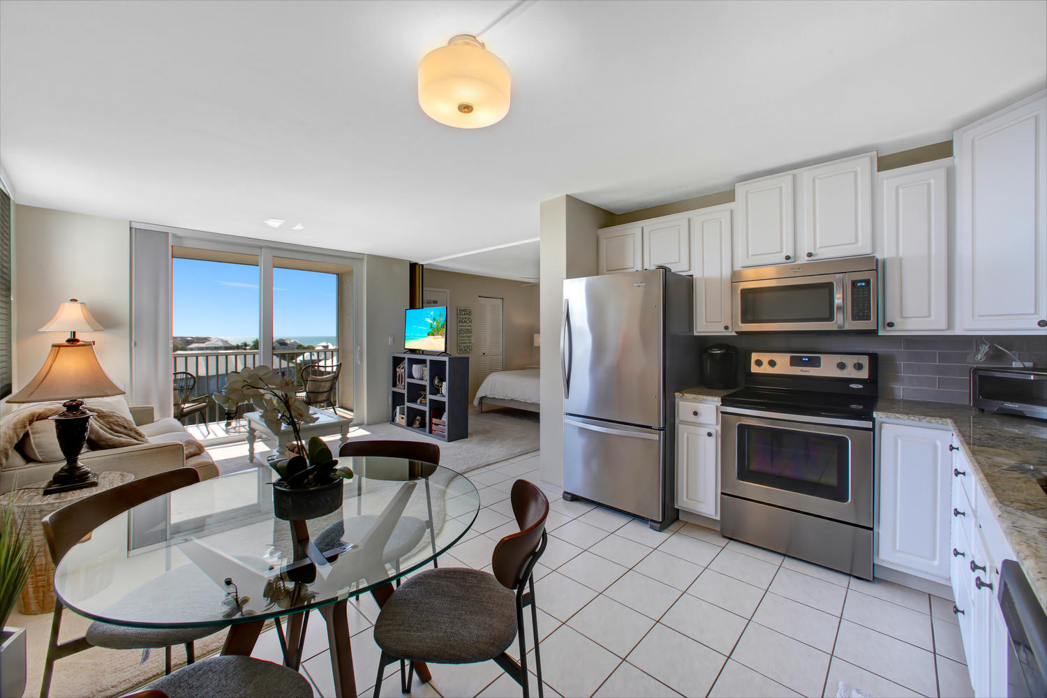 Beautiful 8th Floor Gulf View Condo