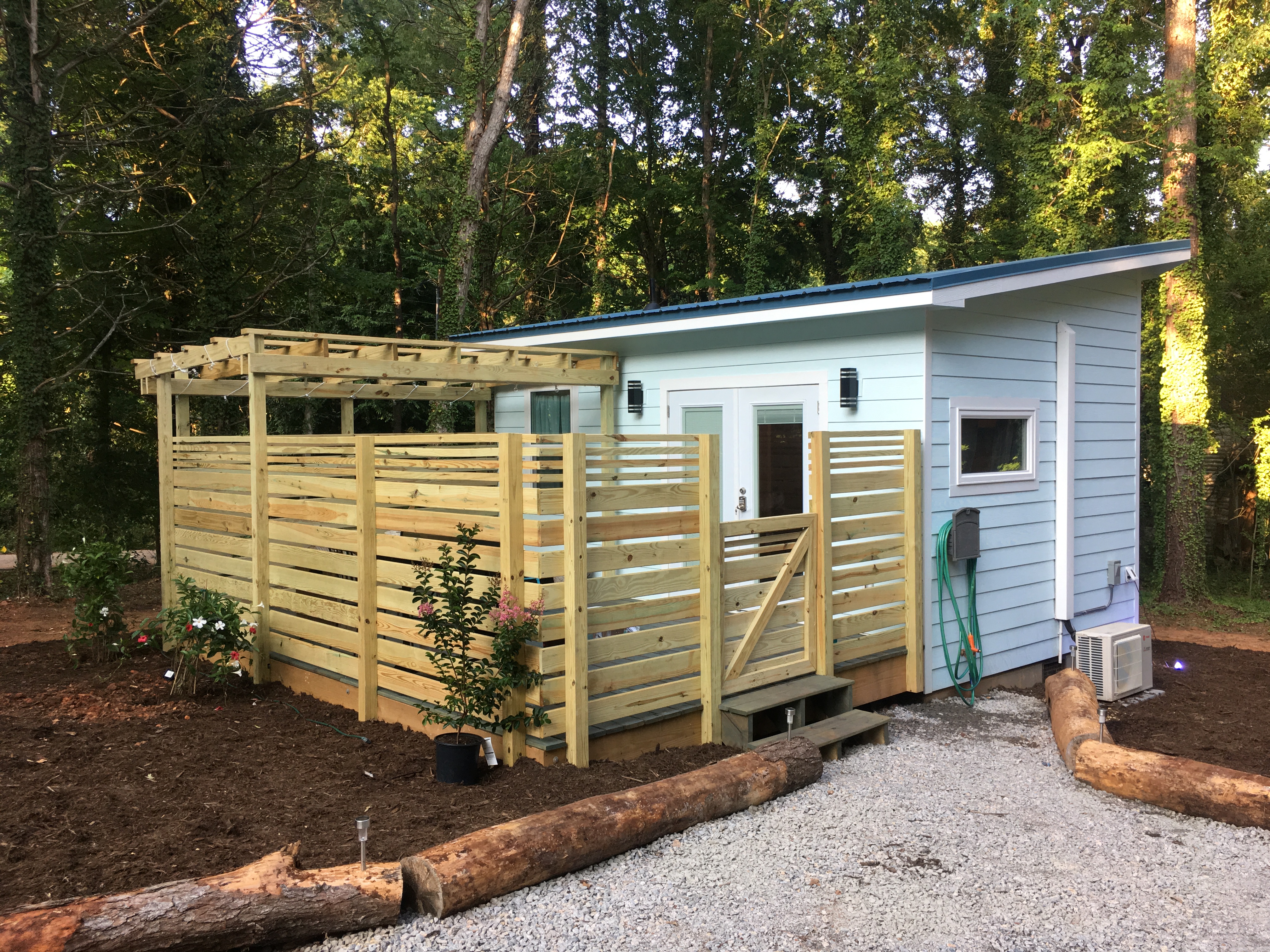 Premium Tiny Home that is Pet Friendly