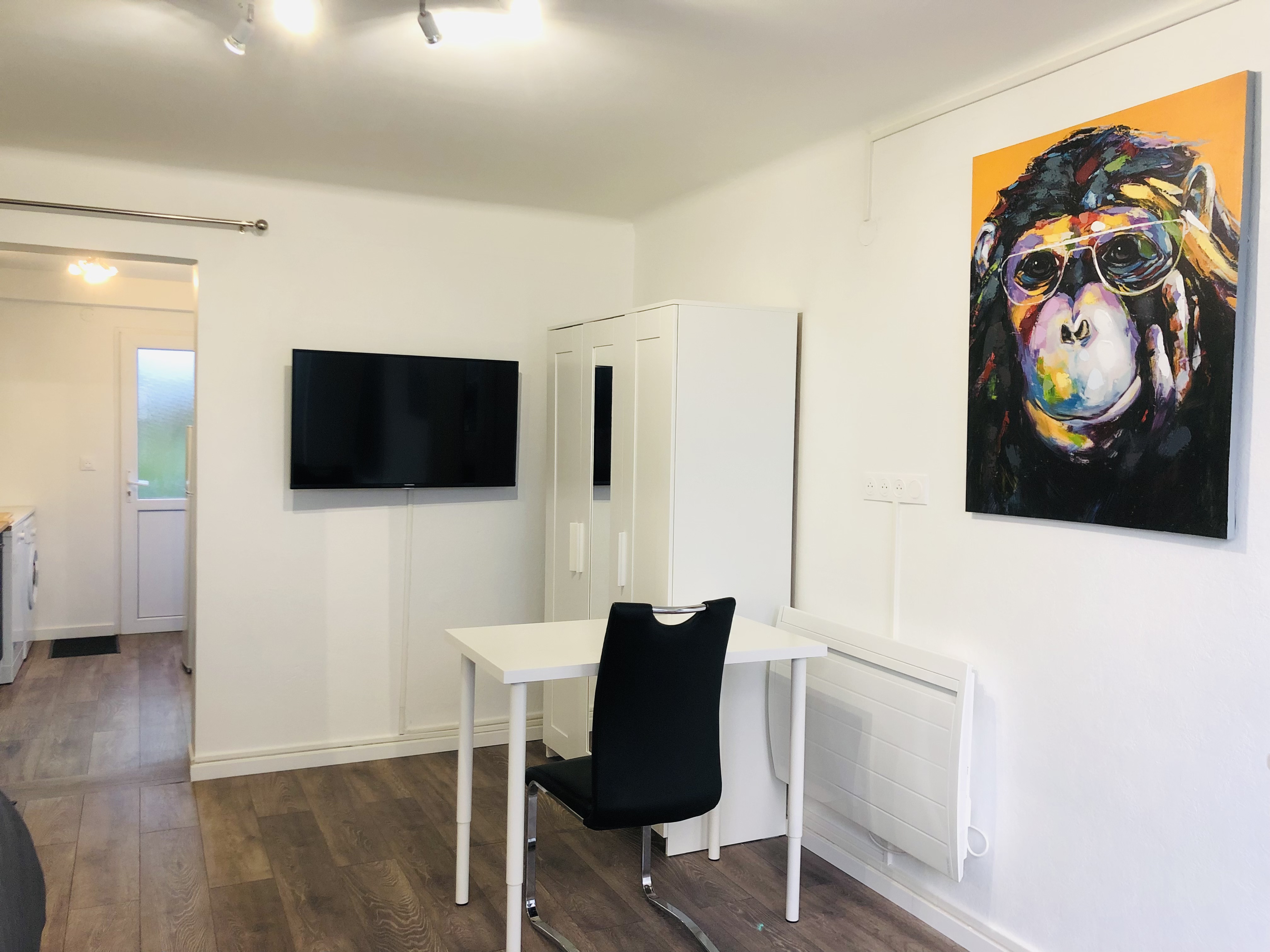 Beautiful apartment with parking and terrace