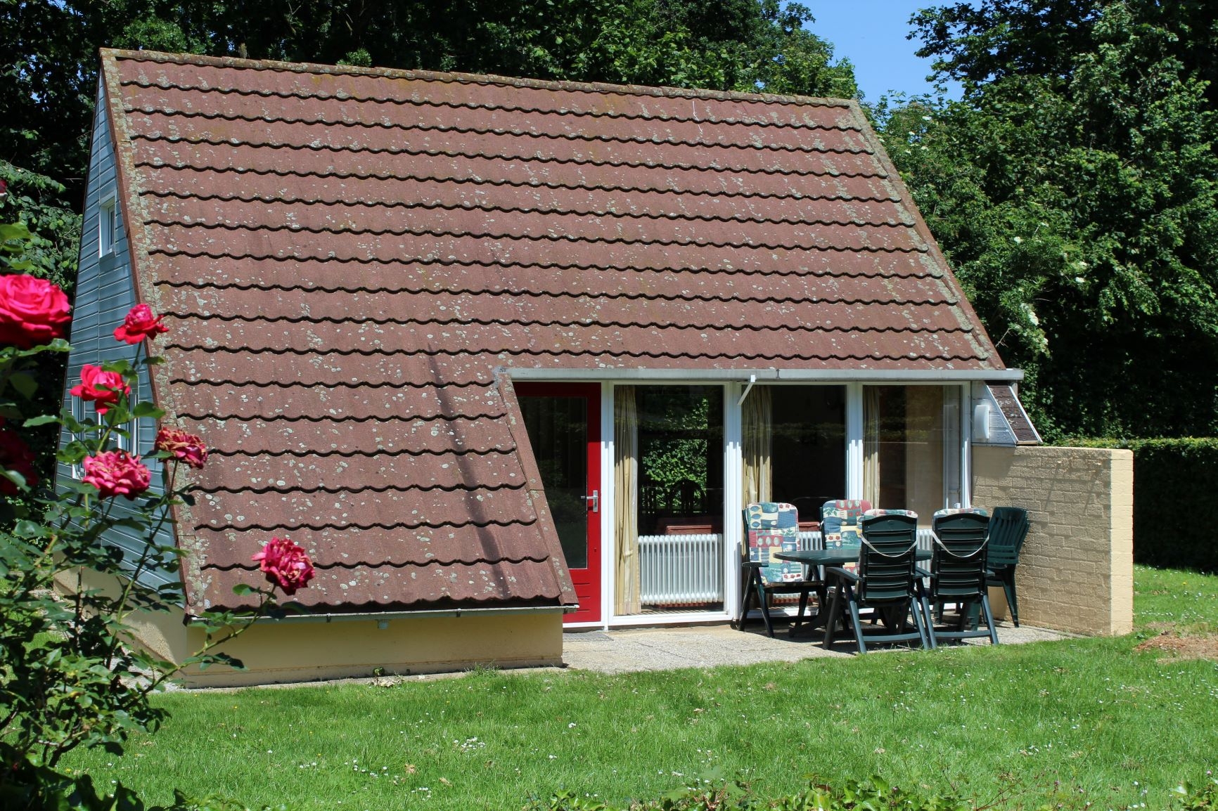 Vrijstaande 6-pers. bungalow in het Heuvelland. - Bungalows te Huur in