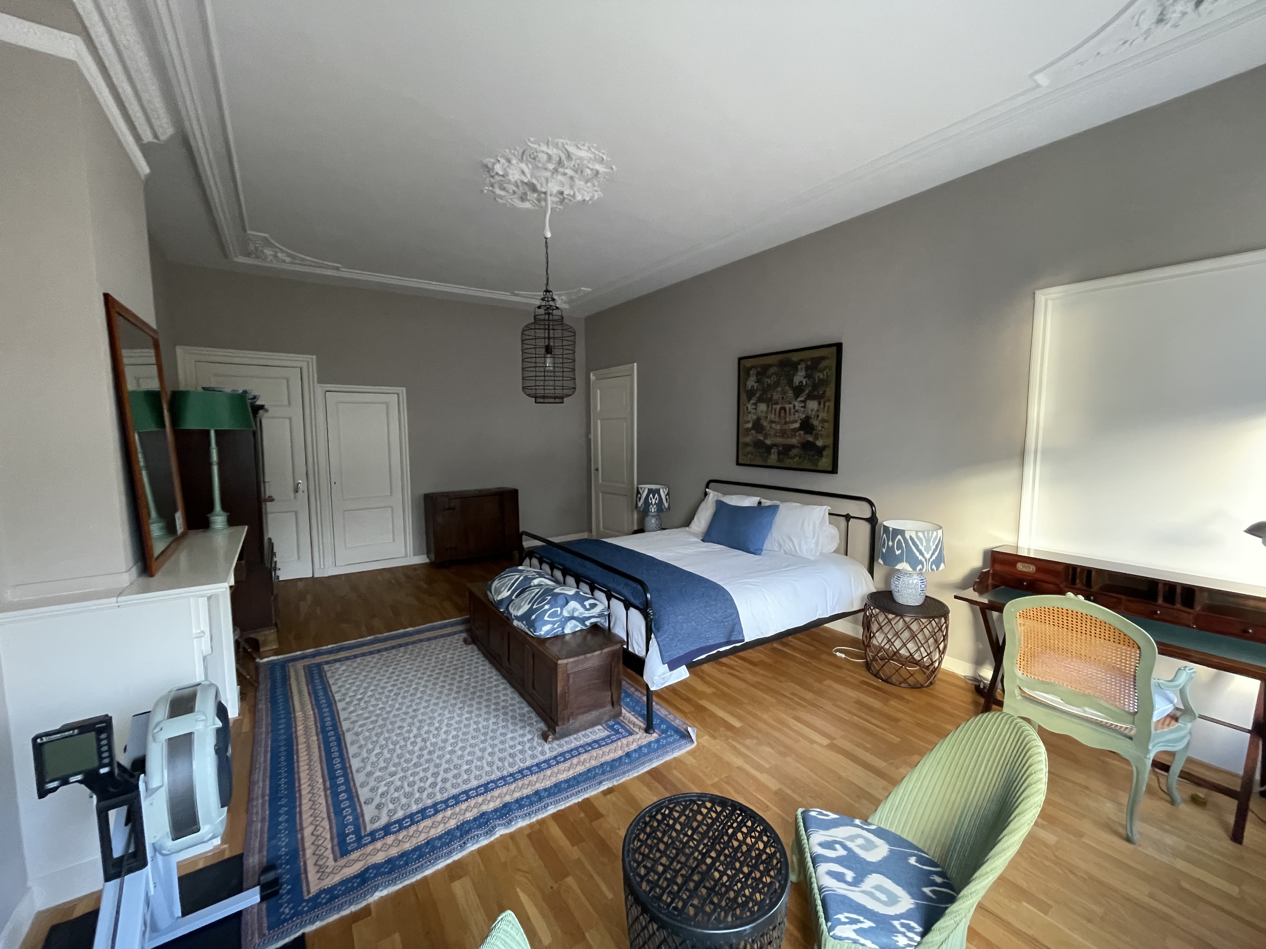 Den Haag, Top Floor near city center — The Hague stay