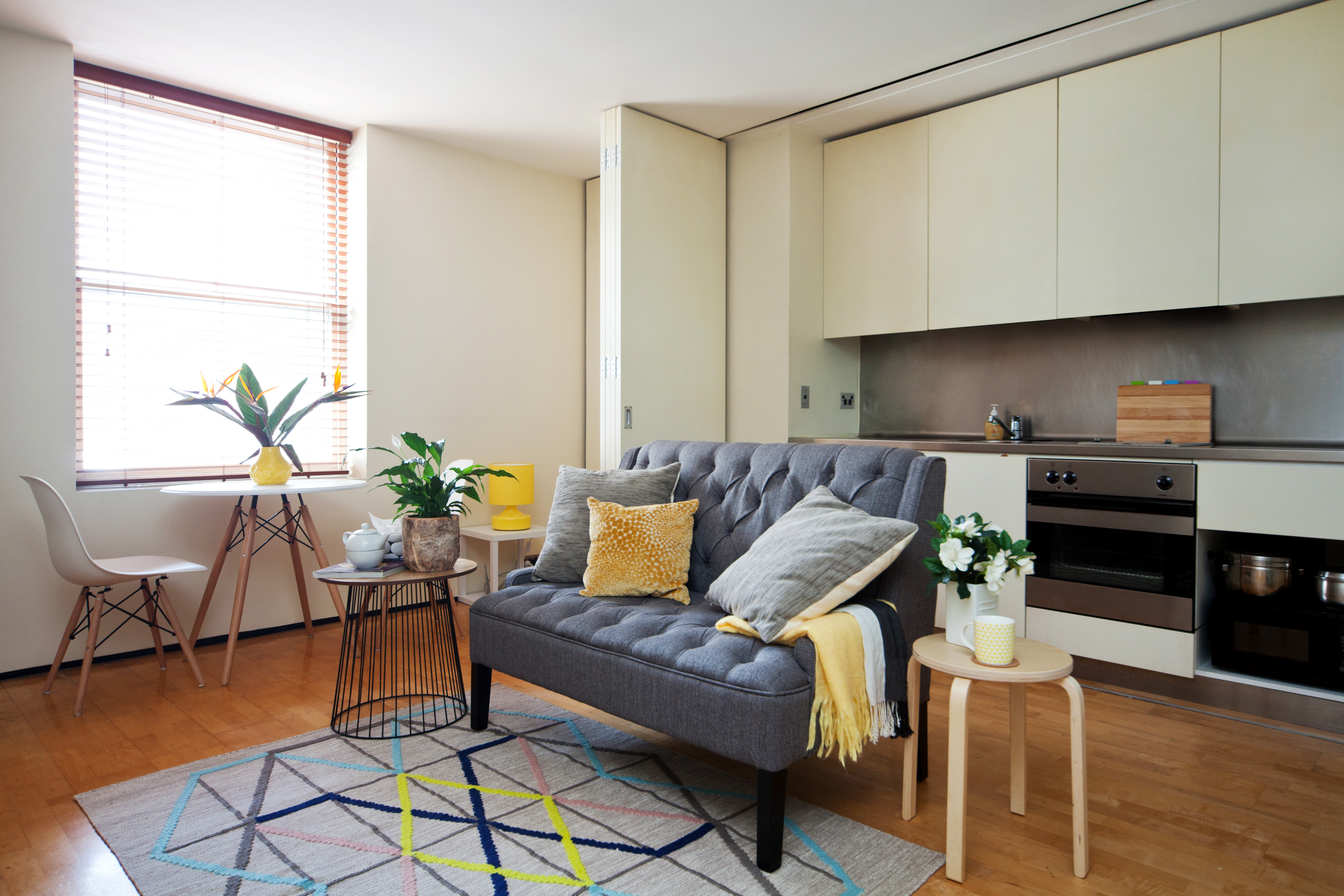 Hyde Park Large Studio