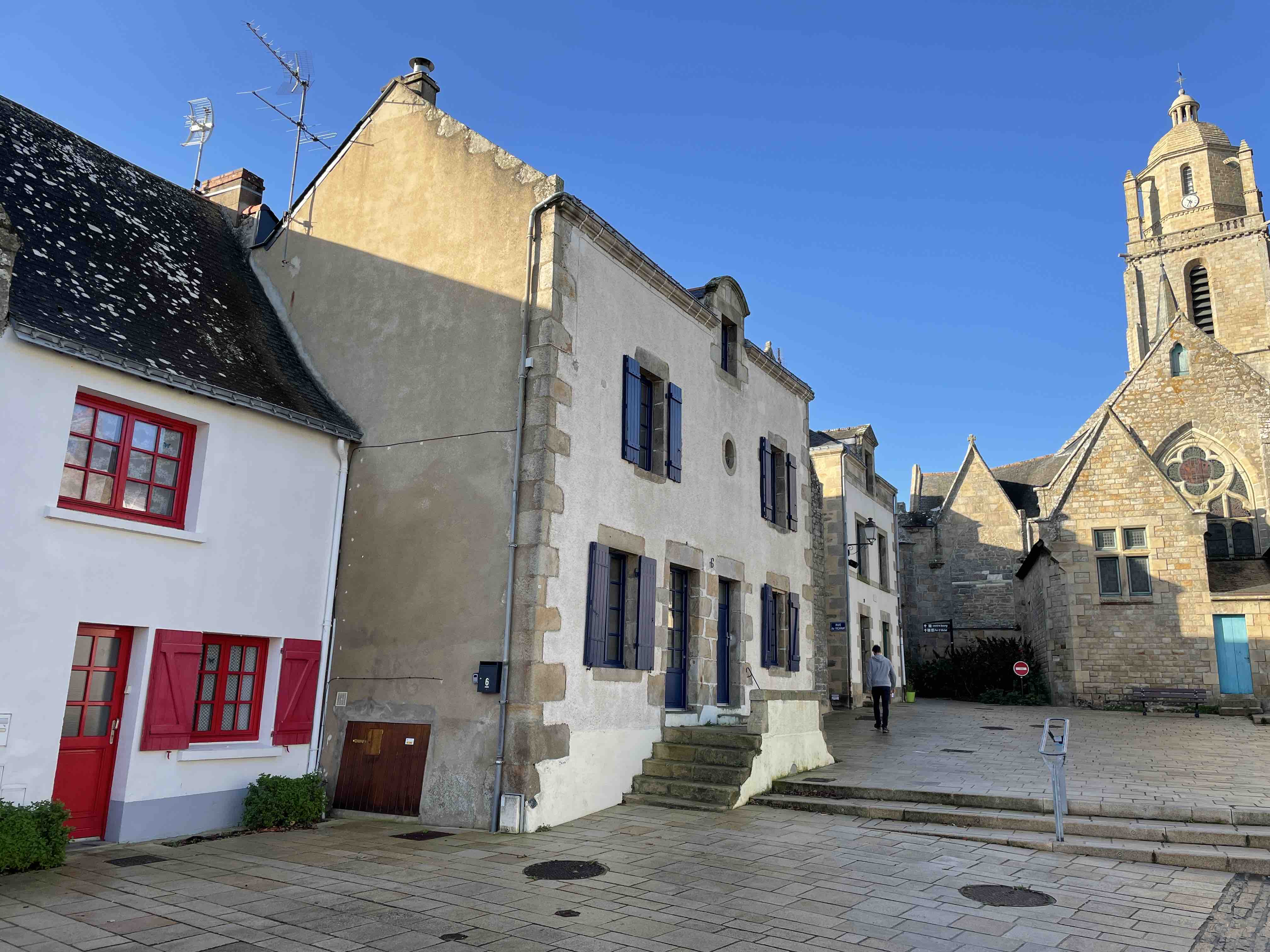 Very nice renovation from the 18th century.