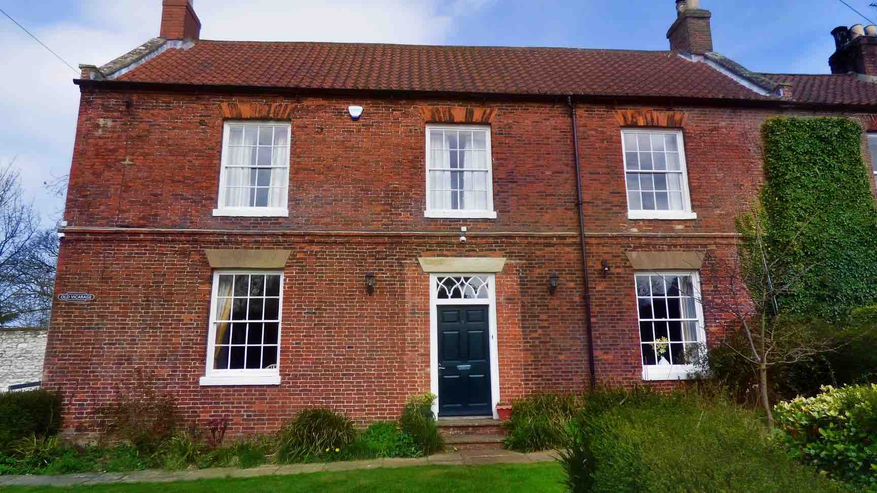 Reighton House, 1 The Old Vicarage Filey YO14 9RX Cottages for Rent