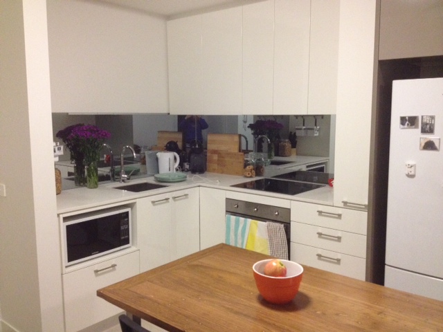 Modern Apartment 4kms from CBD in Moreland, Melbourne
